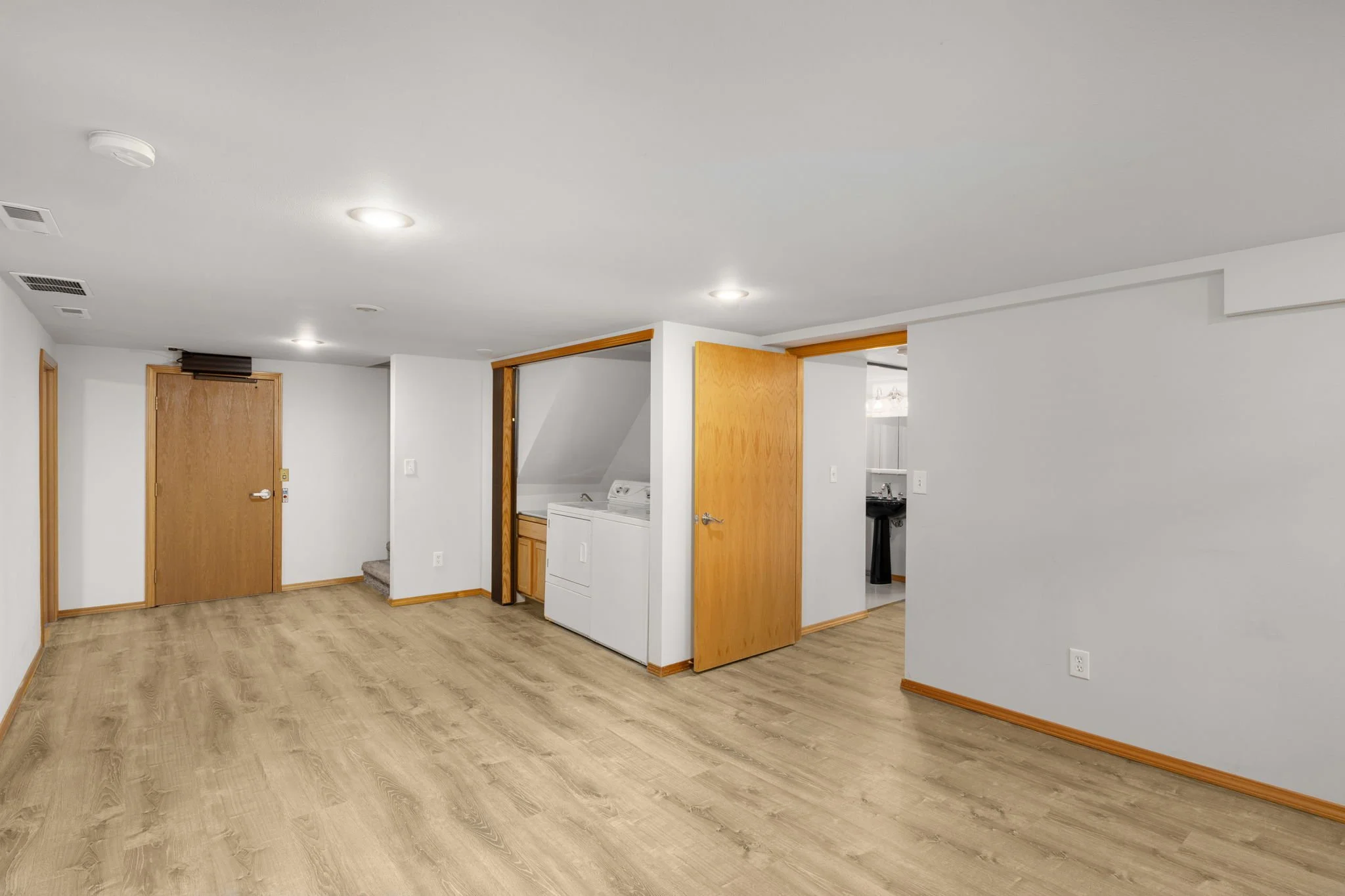 6-web-or-mls-2501-sw-112th-st.jpg