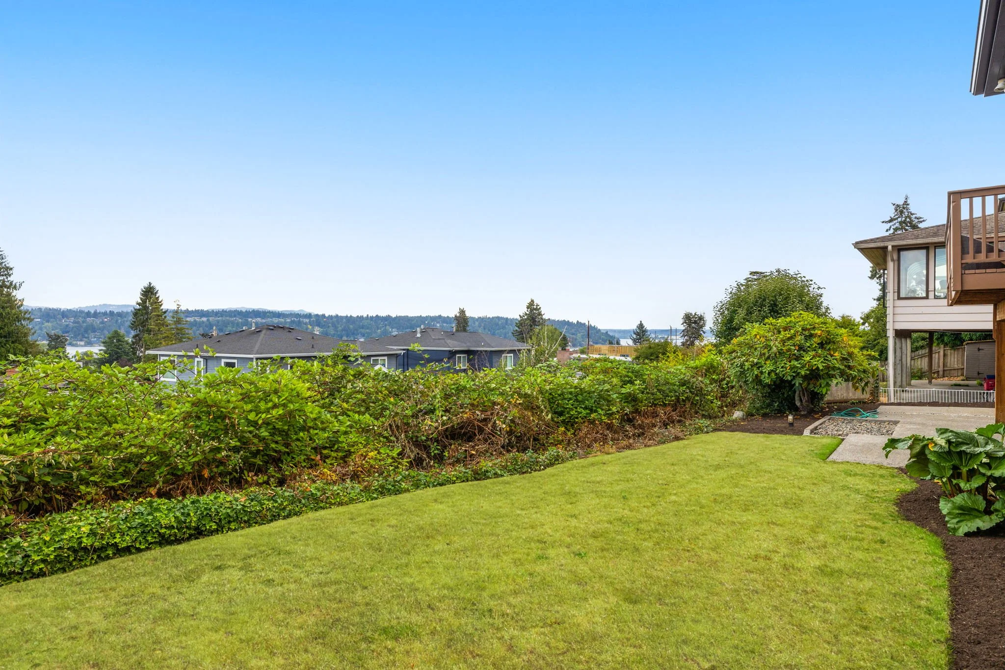 32-web-or-mls-5930-wilson-ave-s.jpg
