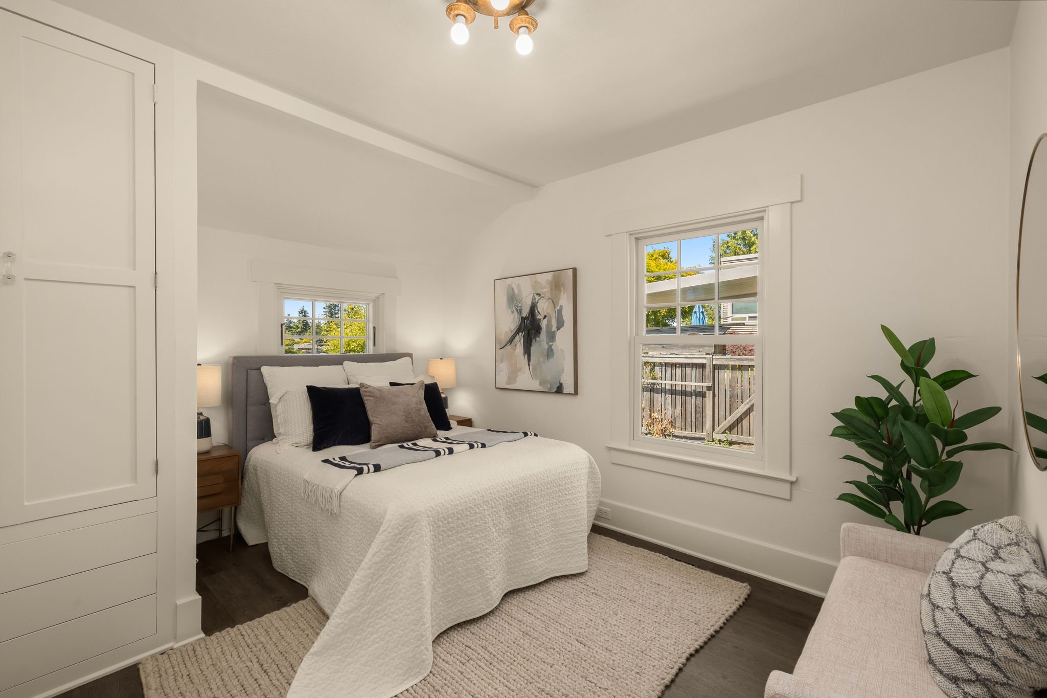 15-web-or-mls-4117-45th-ave-sw.jpg