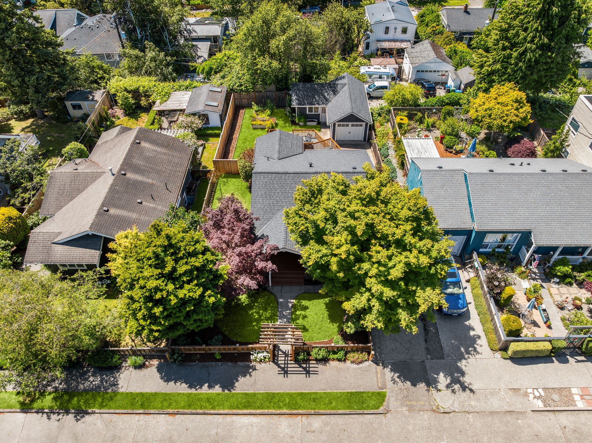 48-web-or-mls-4117-45th-ave-sw.jpg