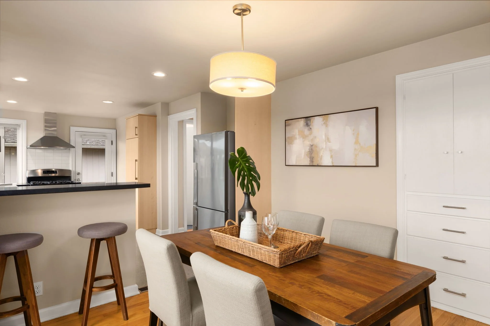14-web-or-mls-5930-wilson-ave-s.jpg