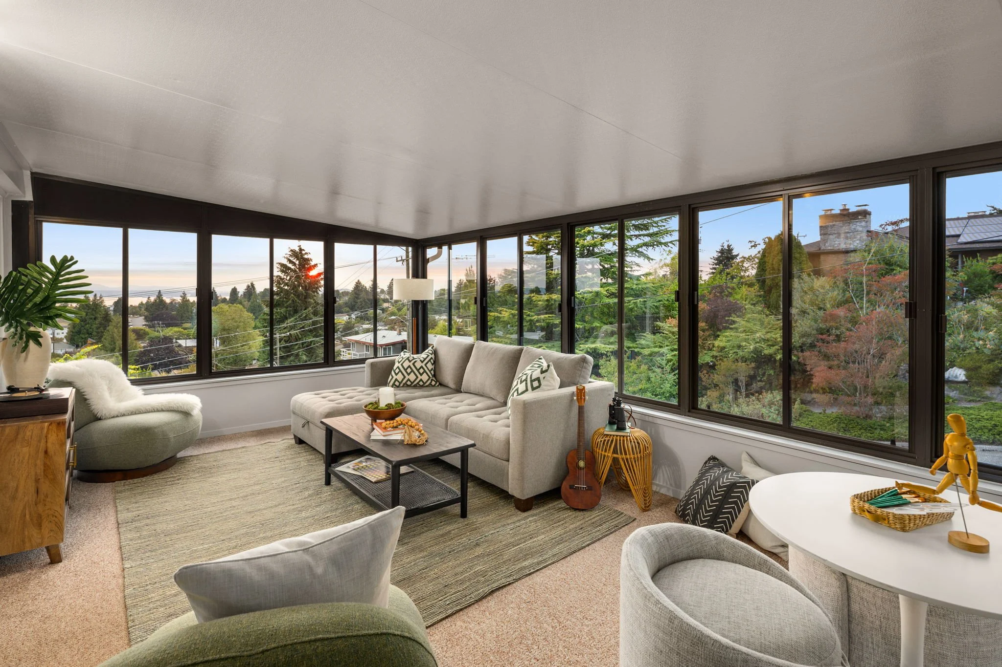 31-web-or-mls-5903-36th-ave-sw.jpg