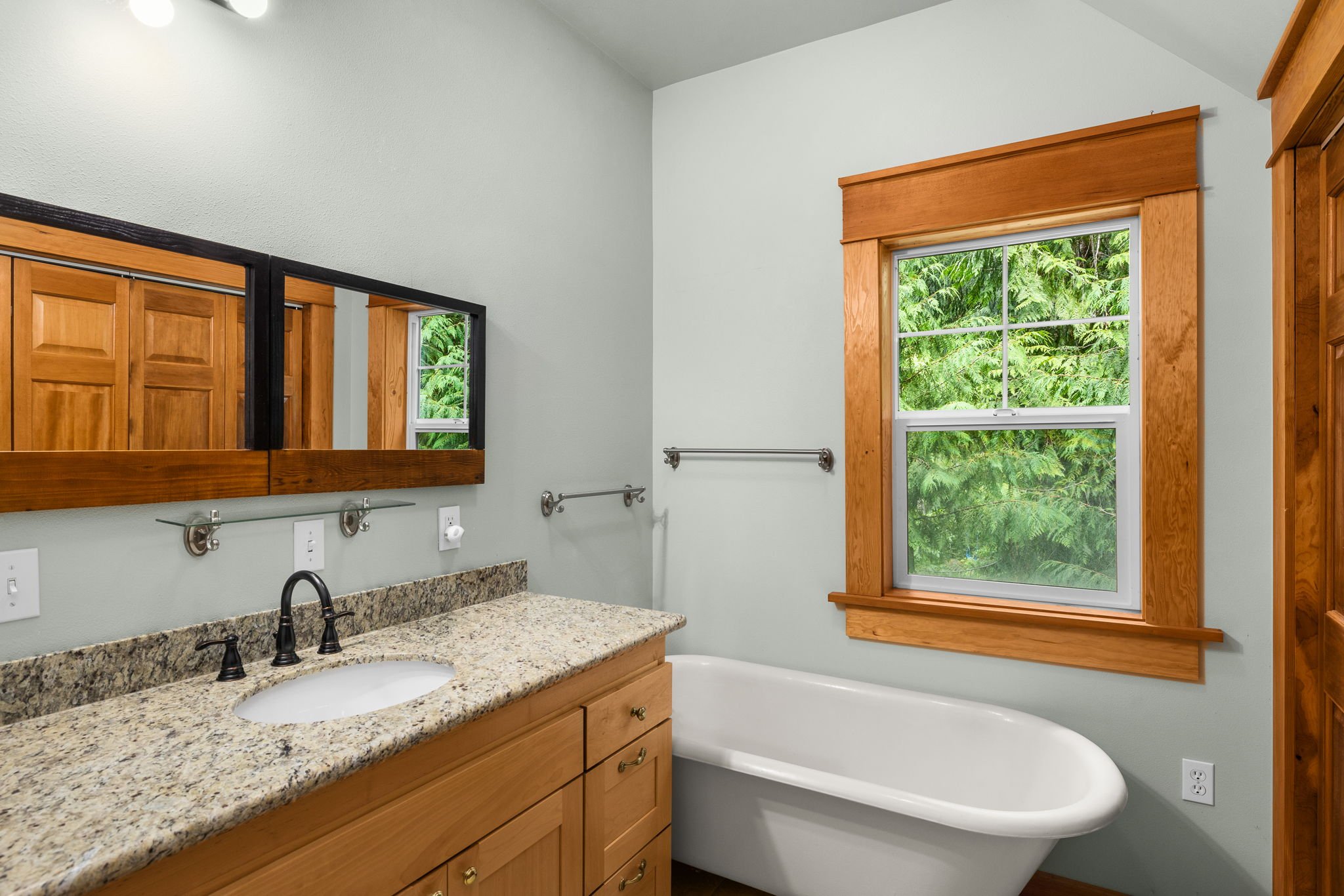 25-web-or-mls-1062-e-mason-lake-dr-s.jpg