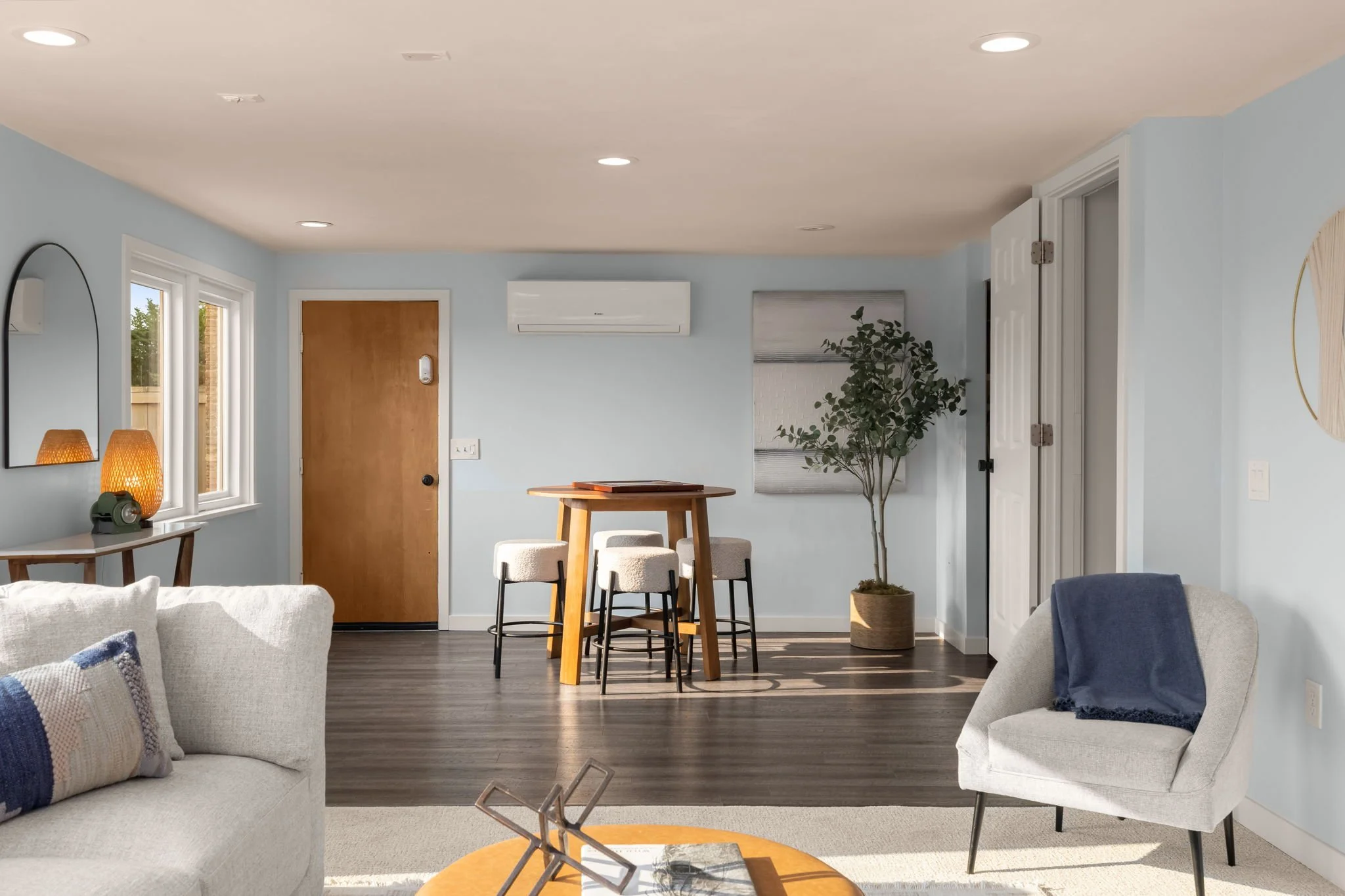 21-web-or-mls-5903-36th-ave-sw.jpg