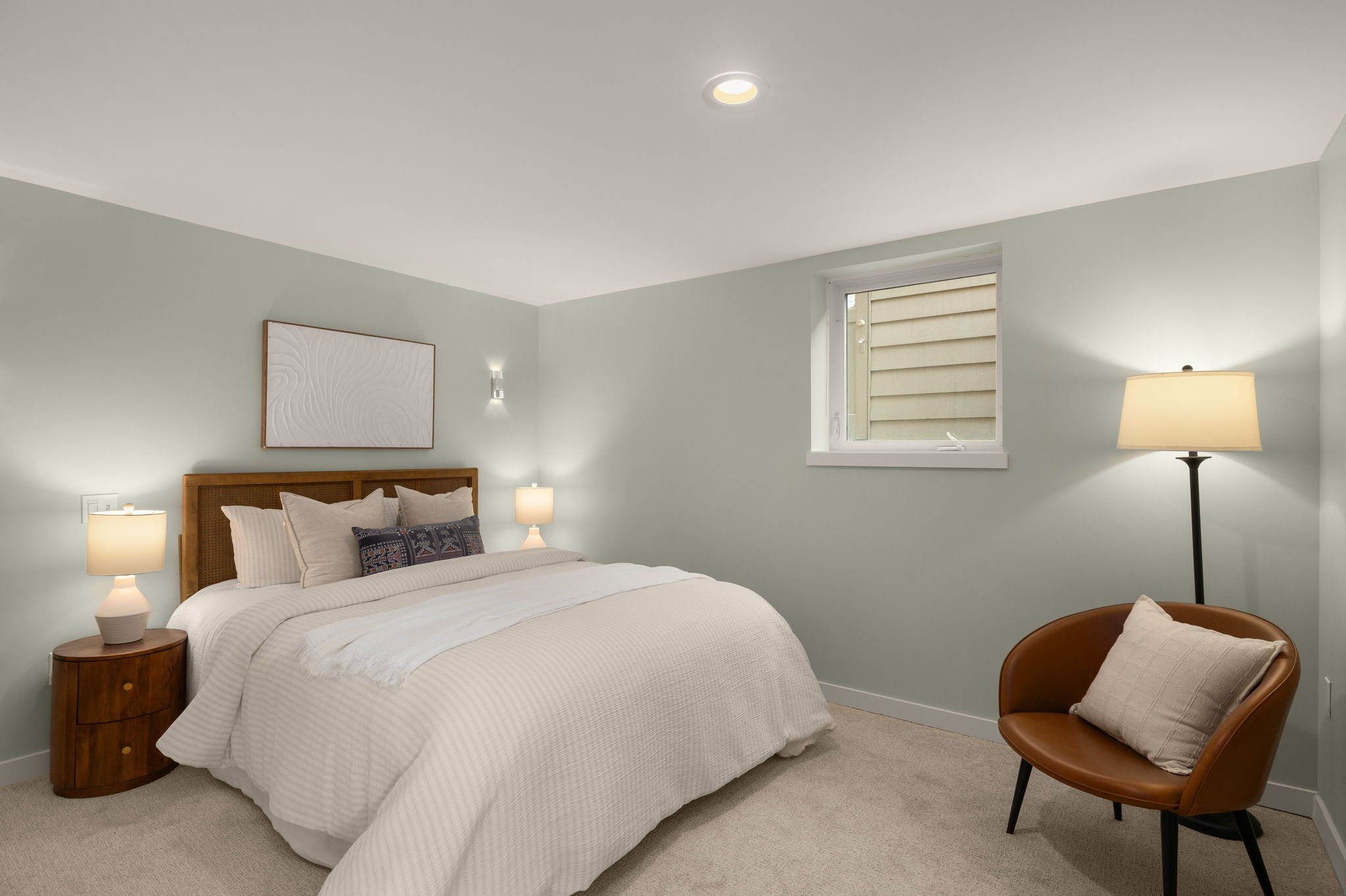 27-web-or-mls-5903-36th-ave-sw.jpg