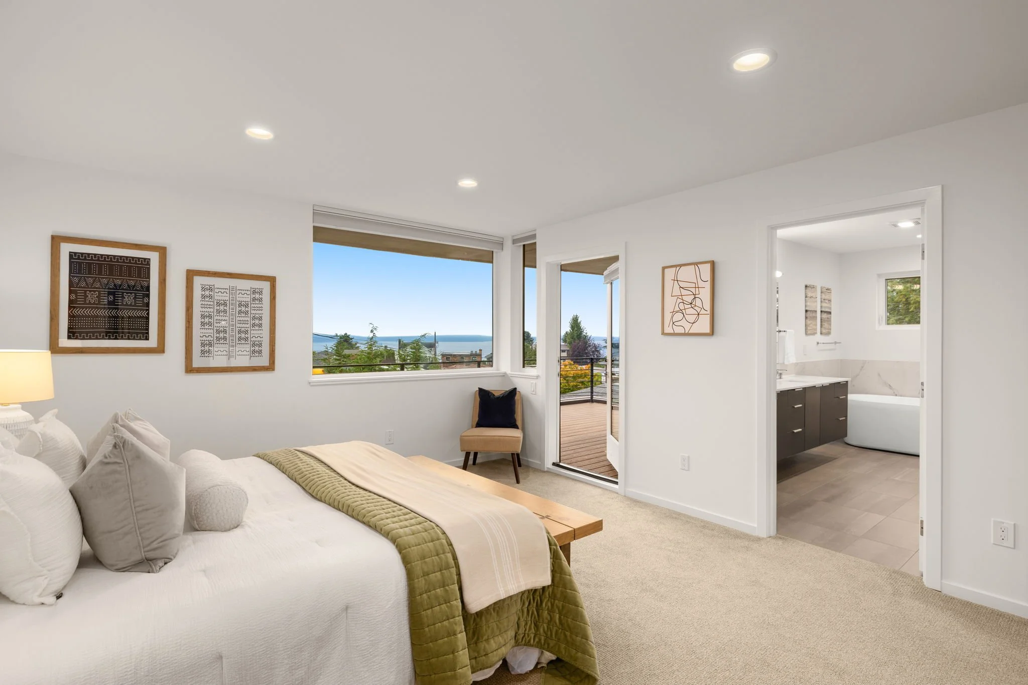 25-web-or-mls-2131-48th-ave-sw.jpg