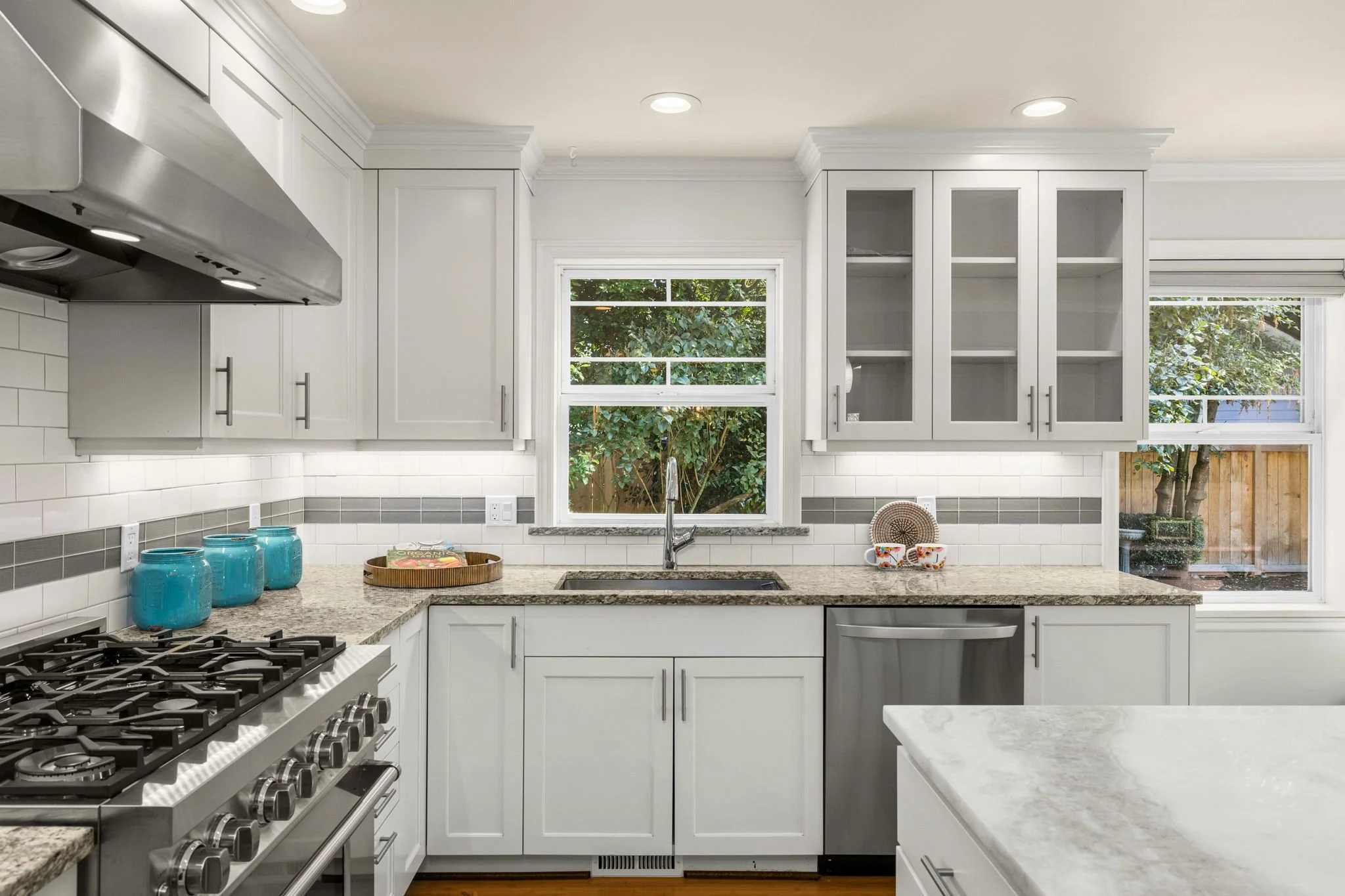 14-web-or-mls-3222-39th-ave-sw.jpg