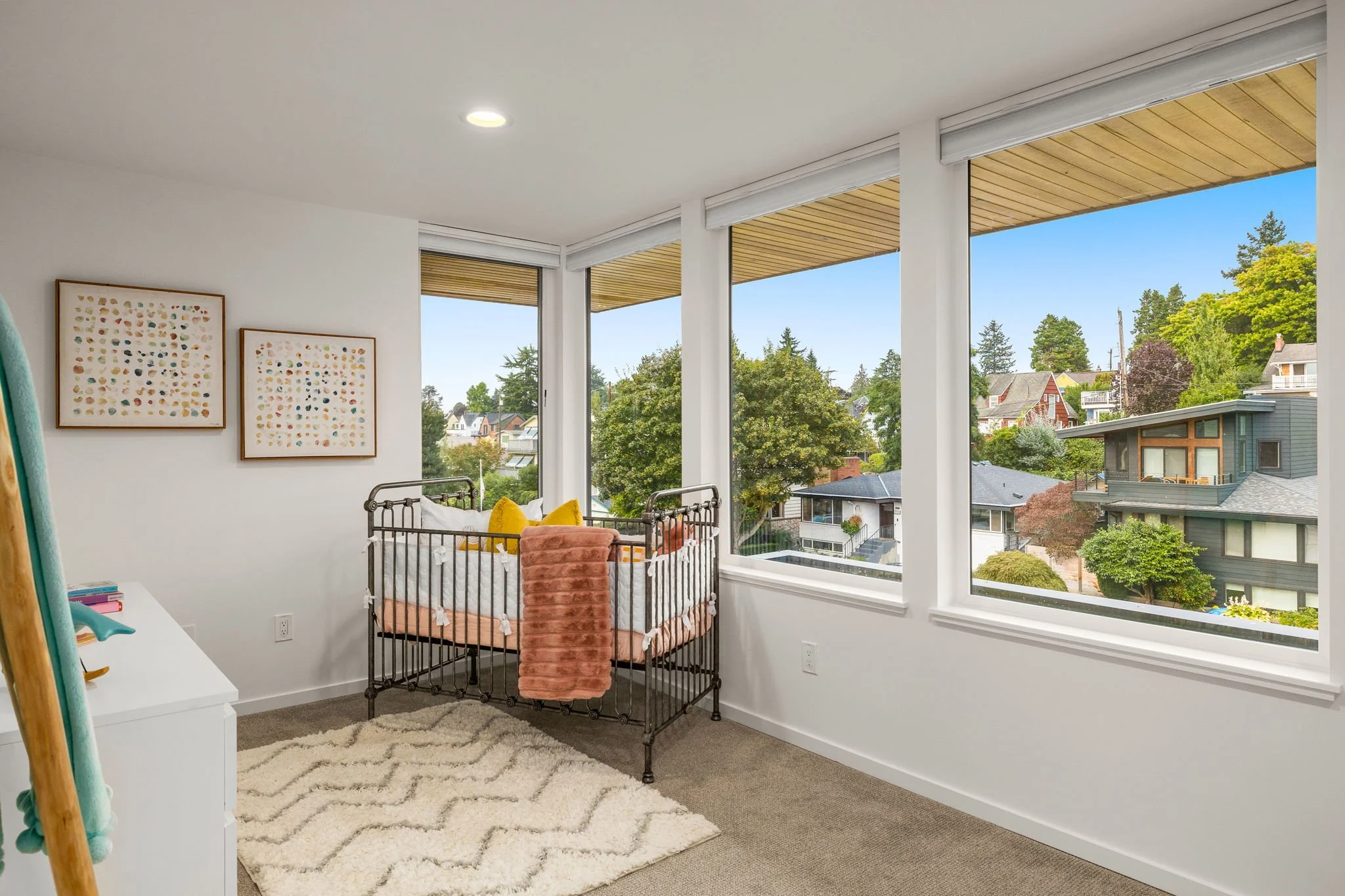 30-web-or-mls-2131-48th-ave-sw.jpg
