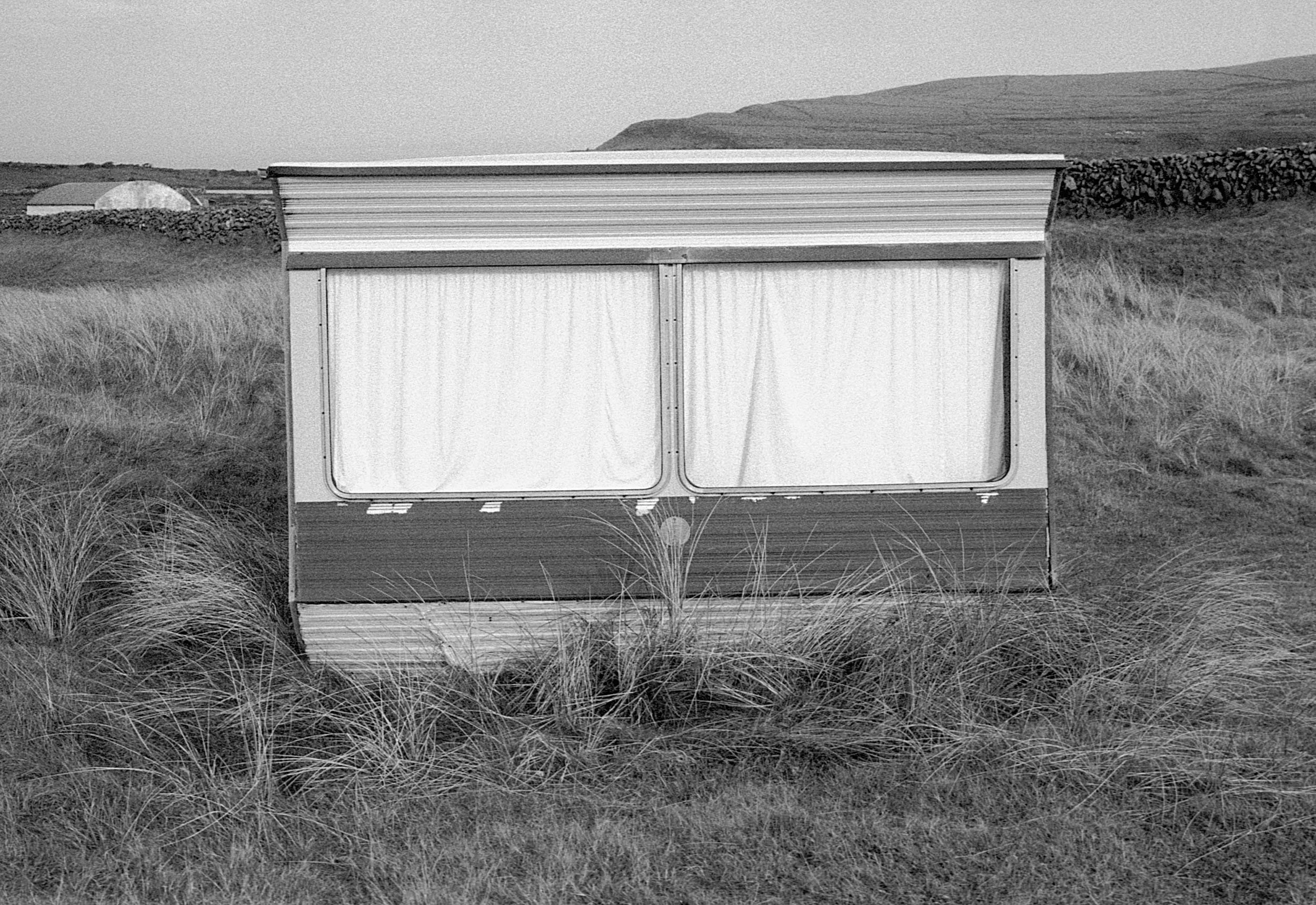 Stephen Clarke Front windows of caravan Ireland 2004.jpg