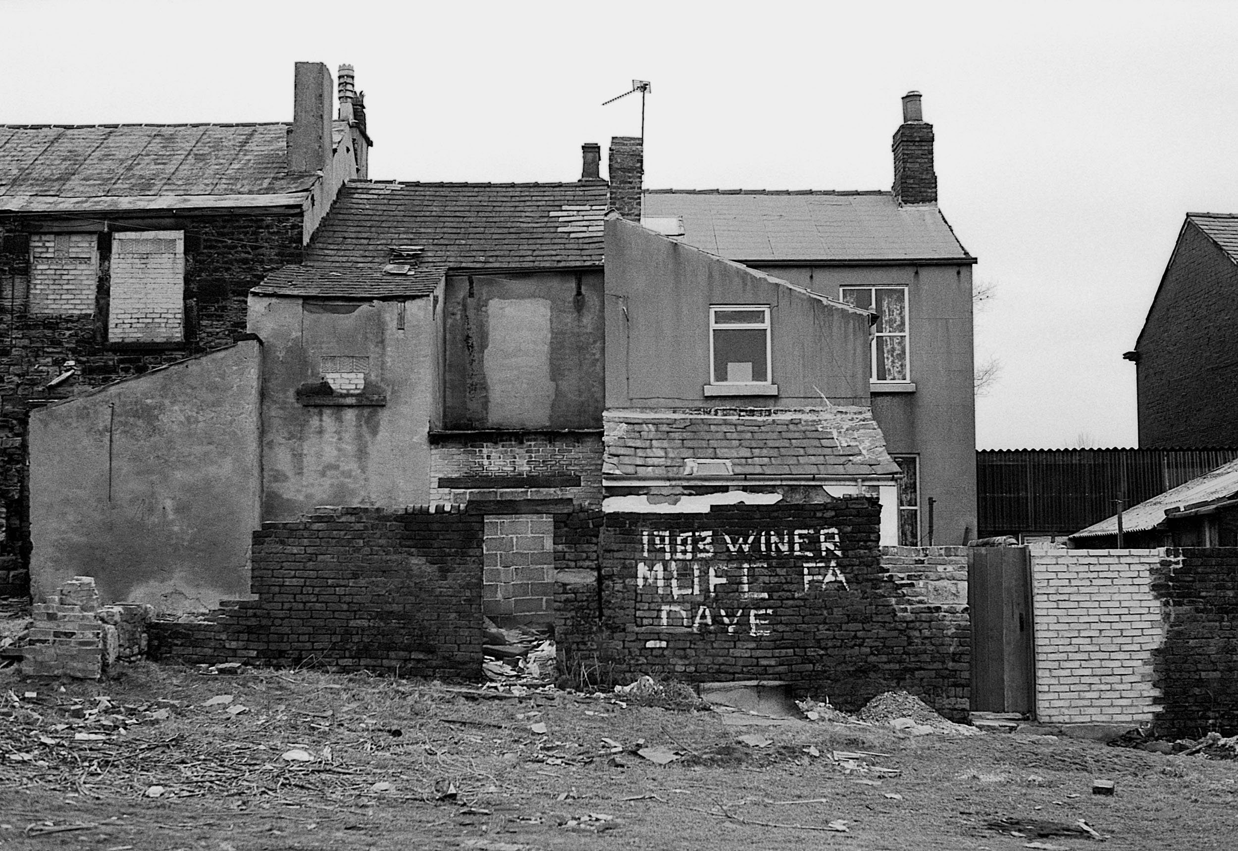 Stephen Clarke 1983 winer St Helens.jpg
