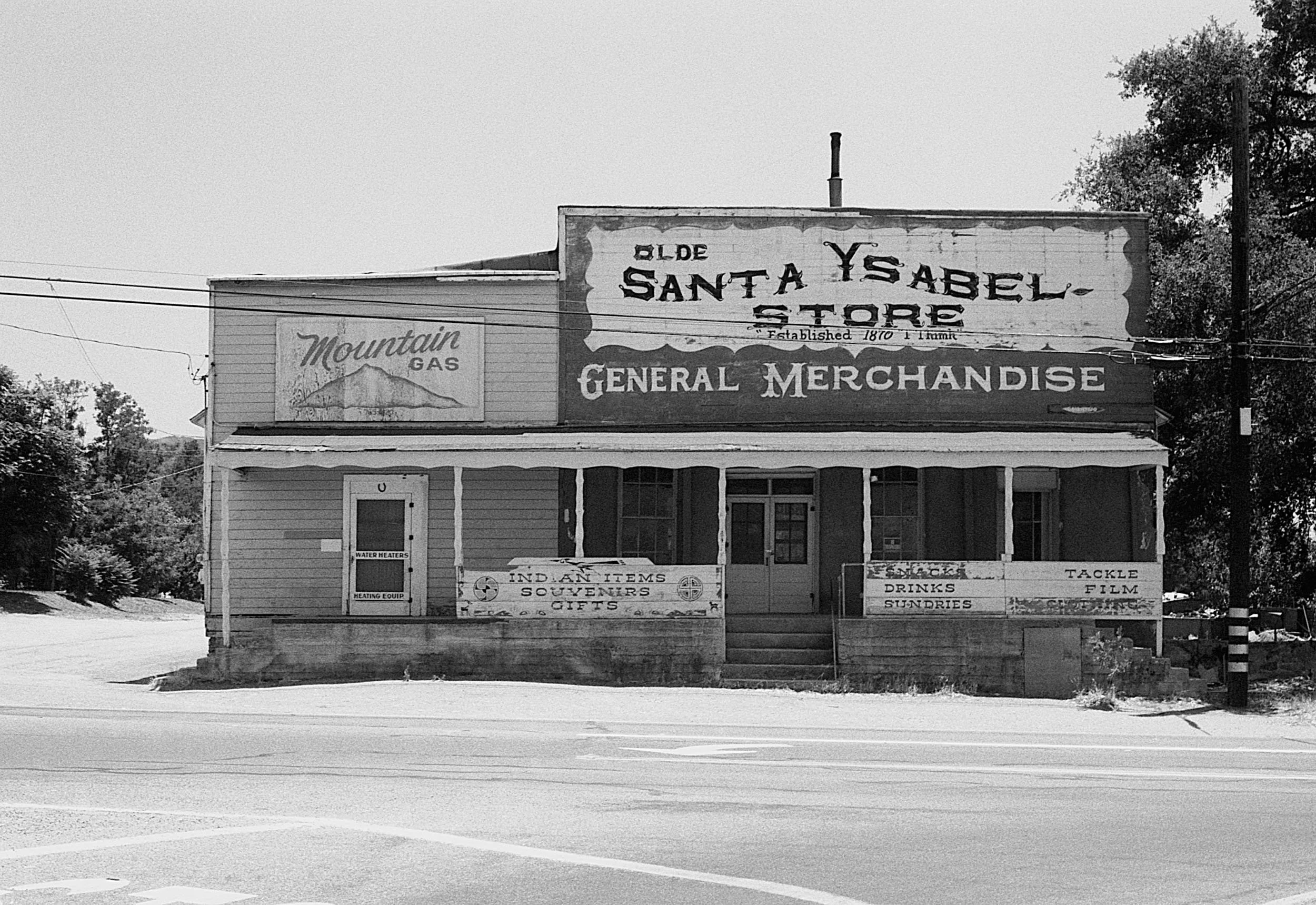 Stephen Clarke Santa Ysabel store San Diego 1987.jpg