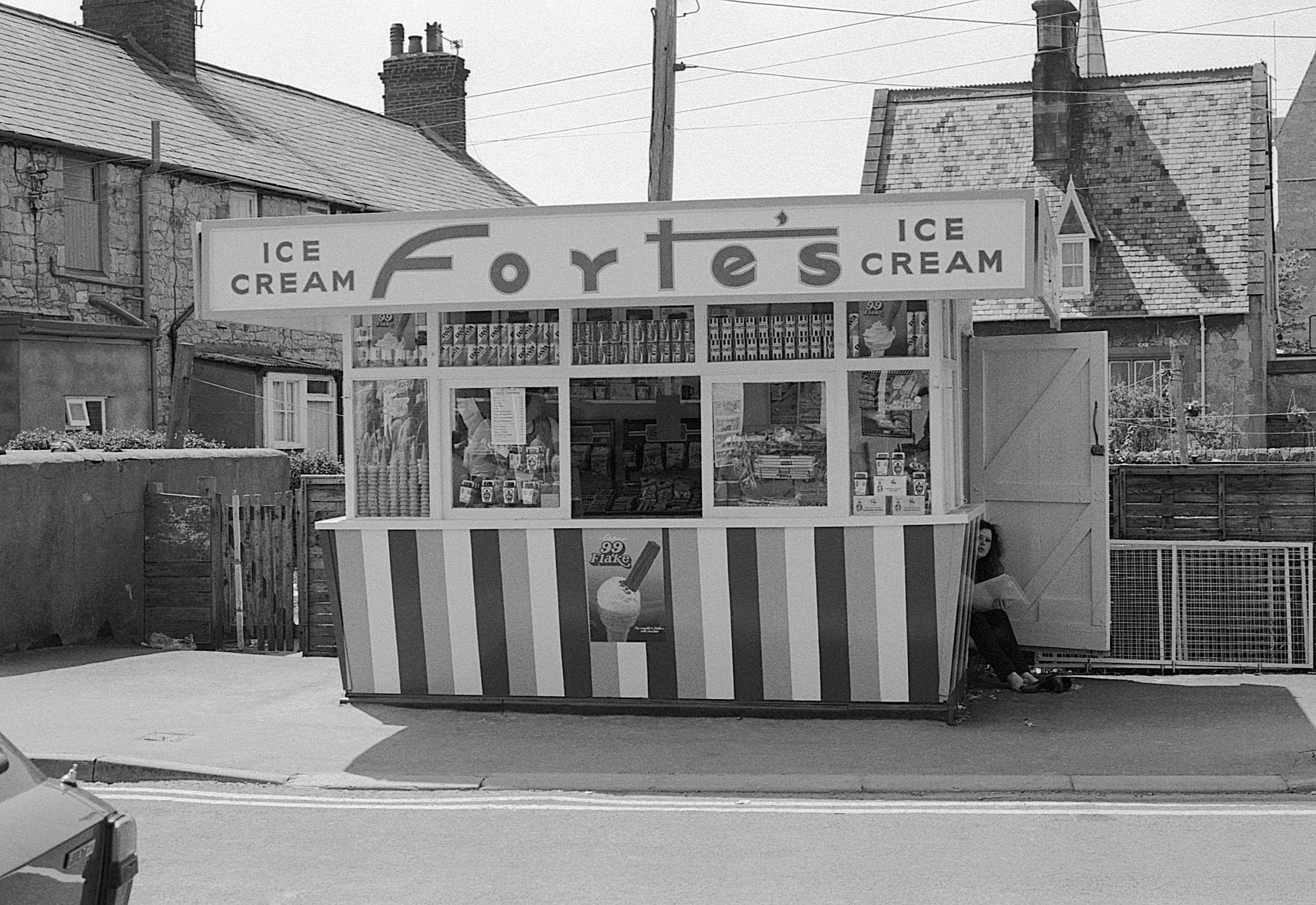 Stephen Clarke Fortes Ice Cream kiosk Rhyl Caravan Parks.jpg
