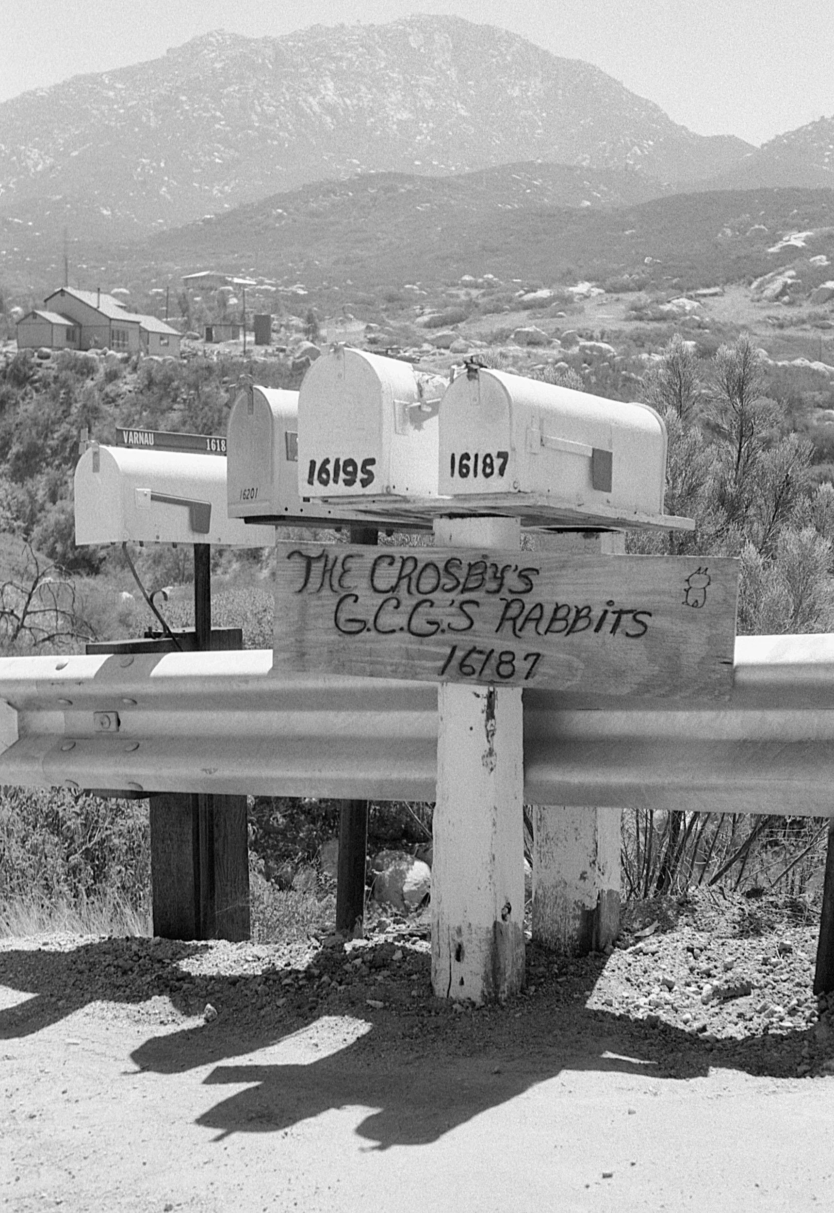 Stephen Clarke 16195 16187 Mailbox San Diego 1987.jpg