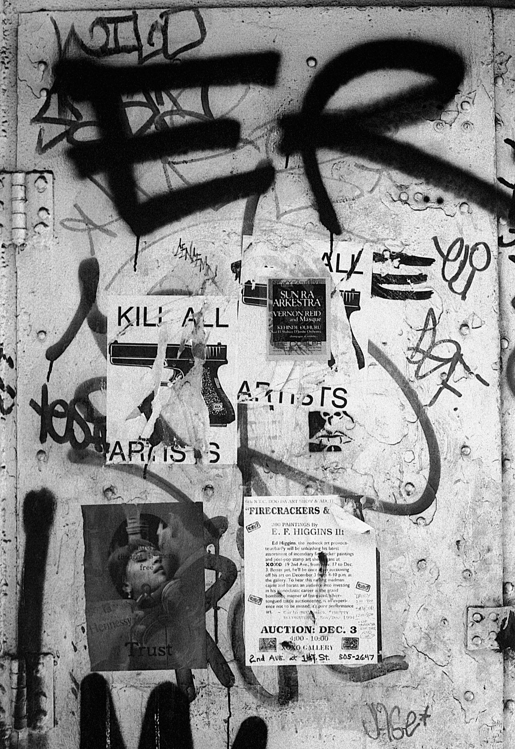 Stephen Clarke ER kill all artists New York 1996.jpg