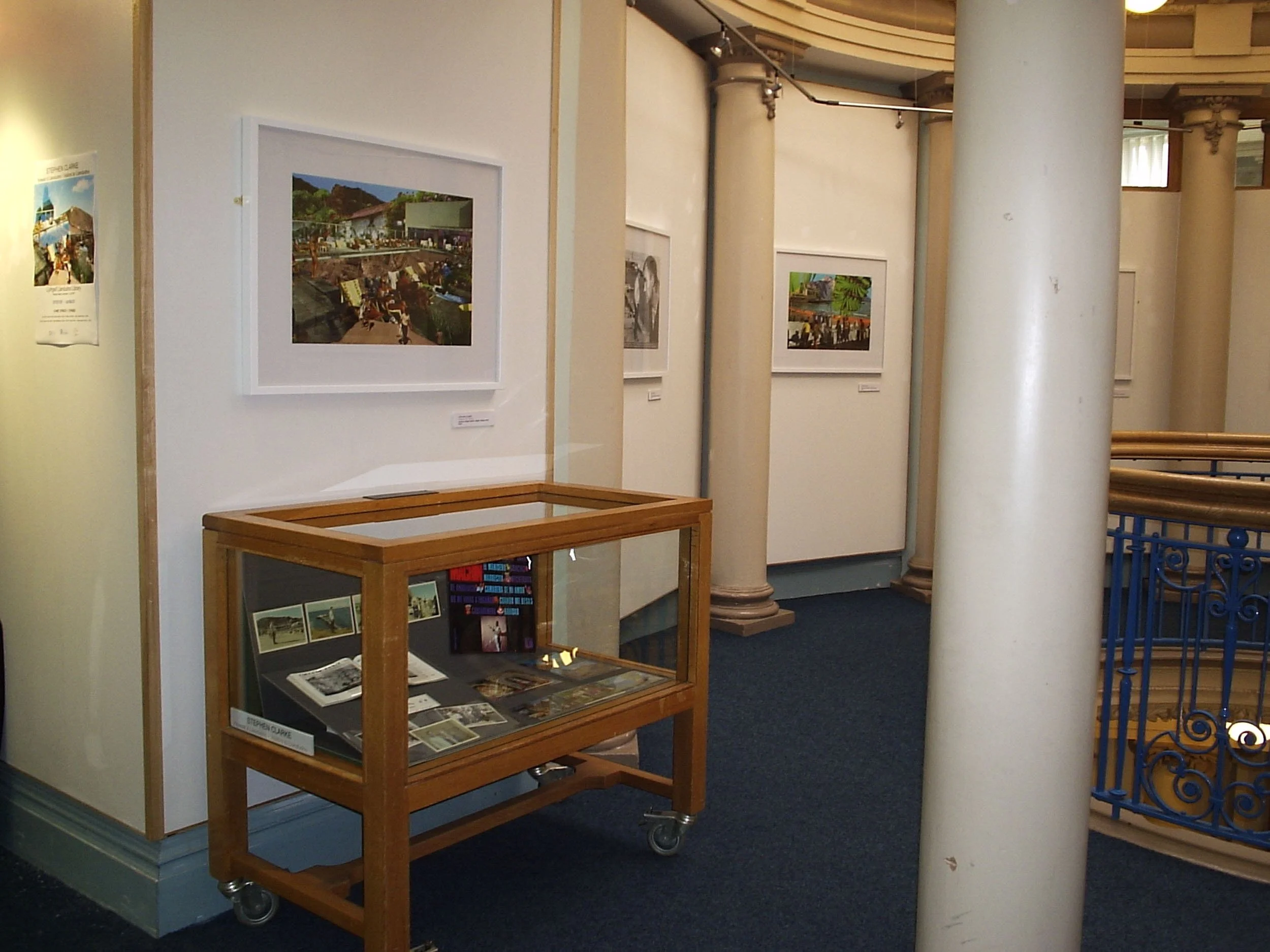 Visitors to Llandudno Entry to exhibition  Llamdudno Library Gallery 2007.jpg