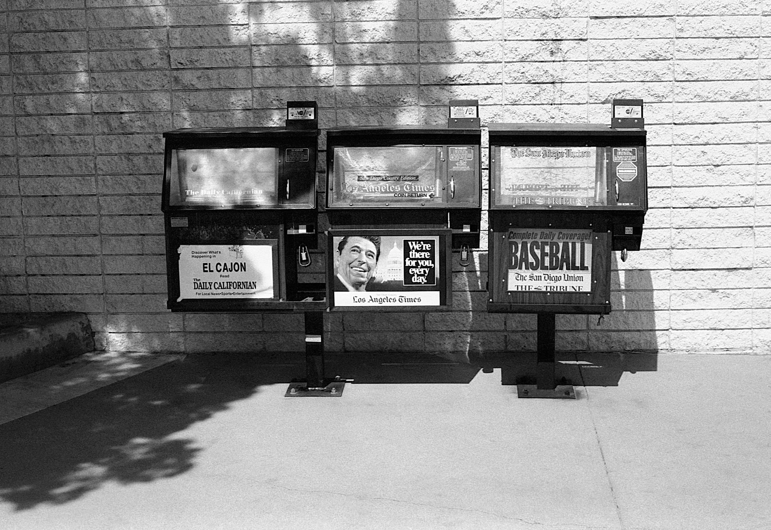 Stephen Clarke Newstand San Diego 1987.jpg
