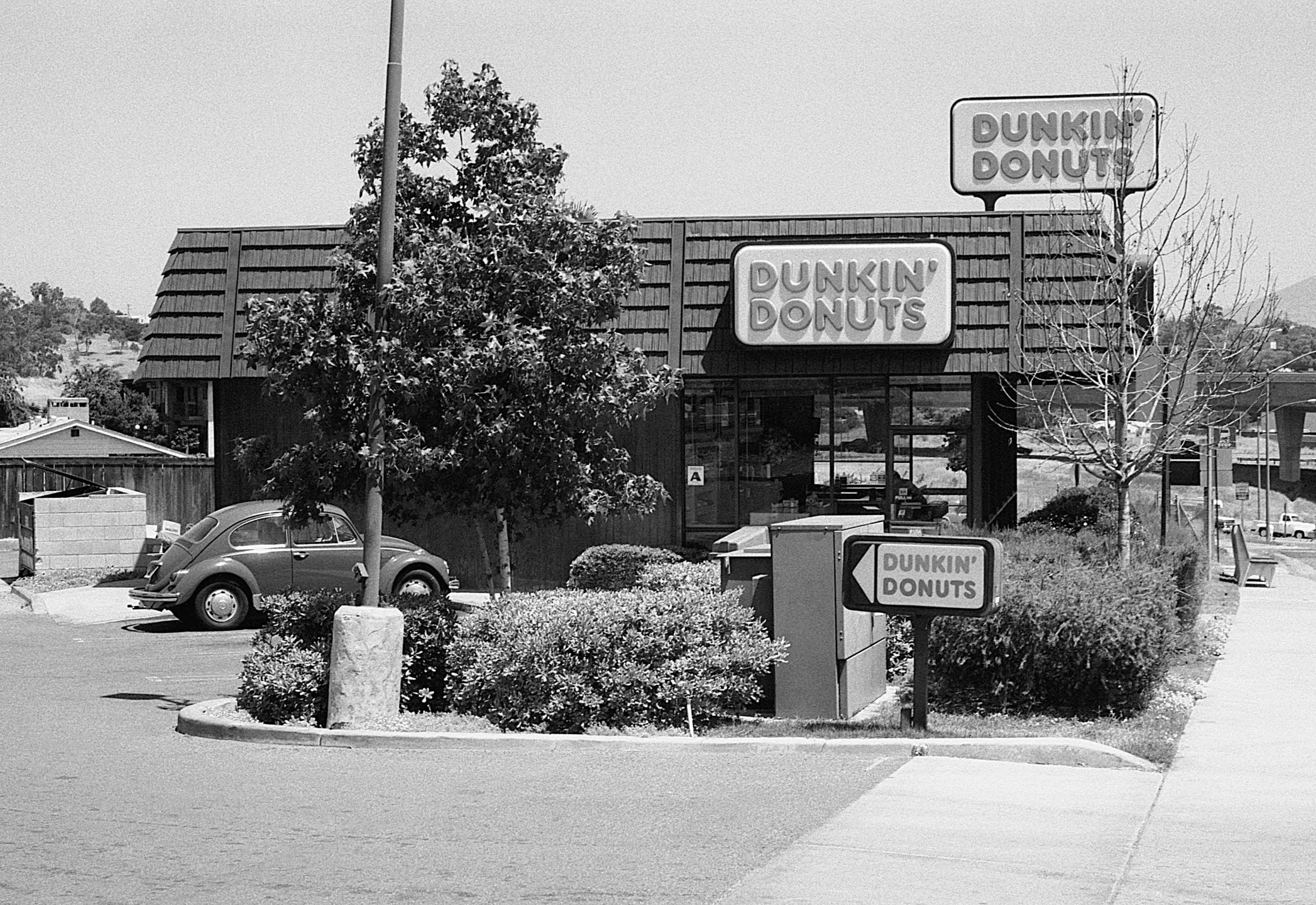 Stephen Clarke Dunkin Donuts San Diego 1987.jpg