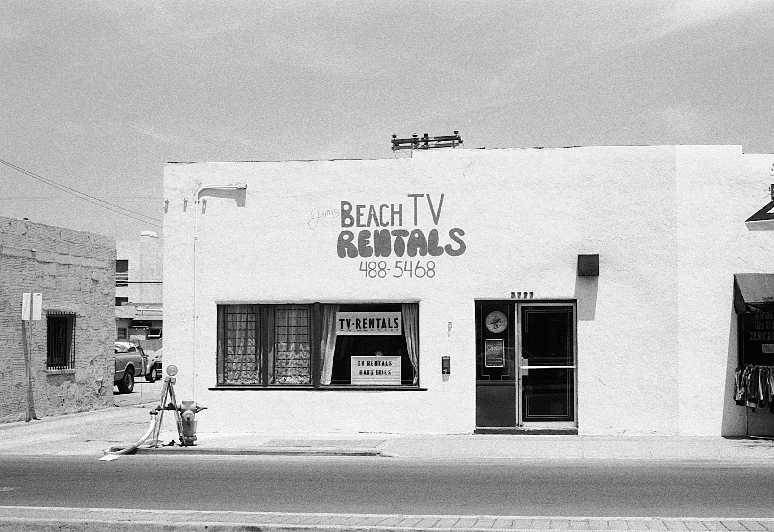 Stephen Clarke TV Rentals San Diego 1987.jpg