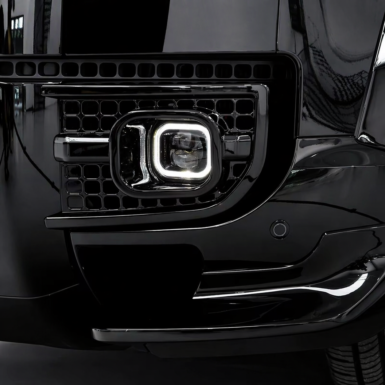 Land Rover Defender 90/110/130 (2020–Present) | Urban Style LED DRL Fog Light Intake Kit