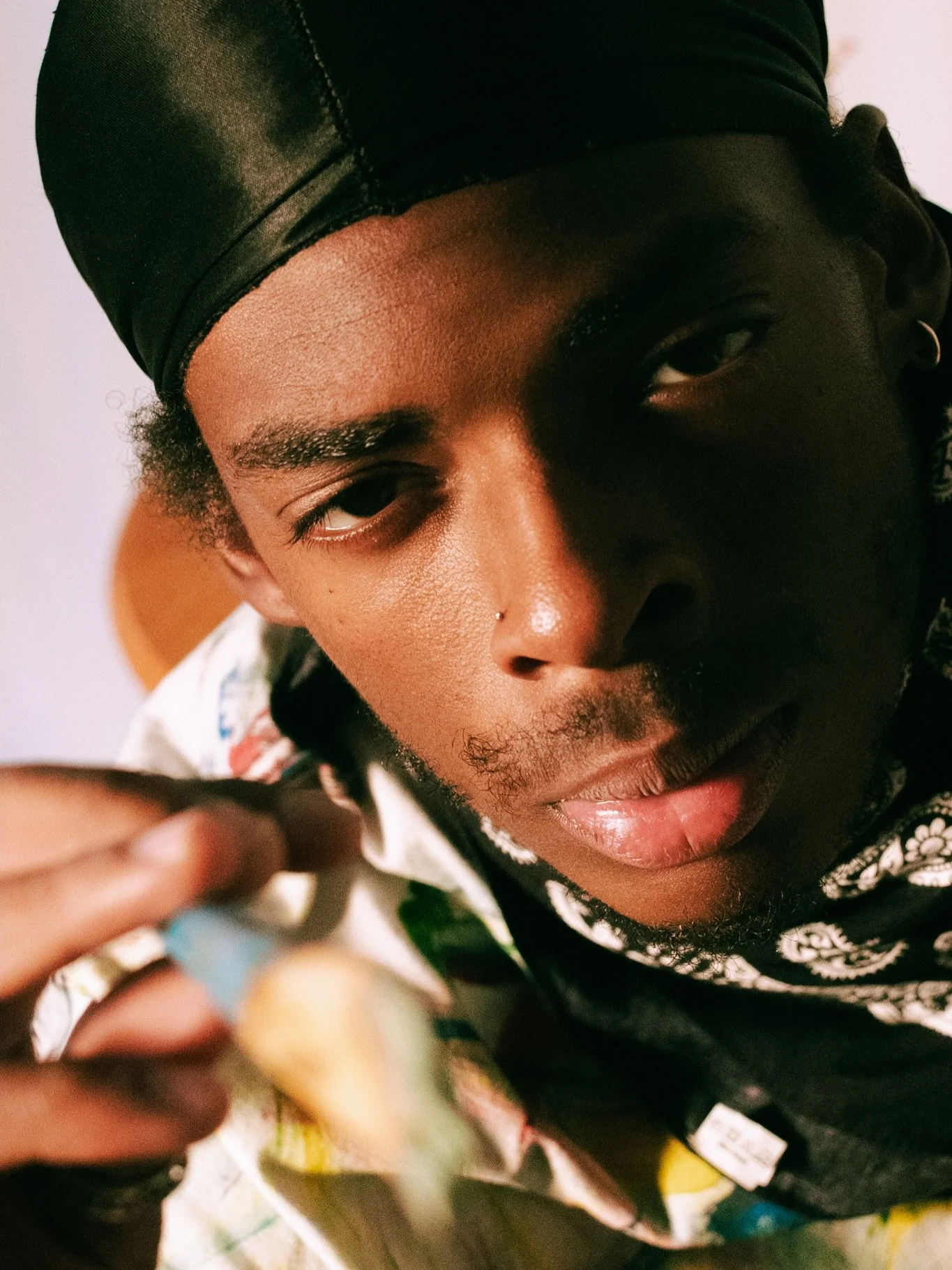 𝘔𝘰𝘳𝘦 𝘥𝘪𝘳𝘵, 𝘔𝘰𝘳𝘦 𝘧𝘭𝘰𝘸𝘦𝘳𝘴 @deontethealienn 
for @asterilens