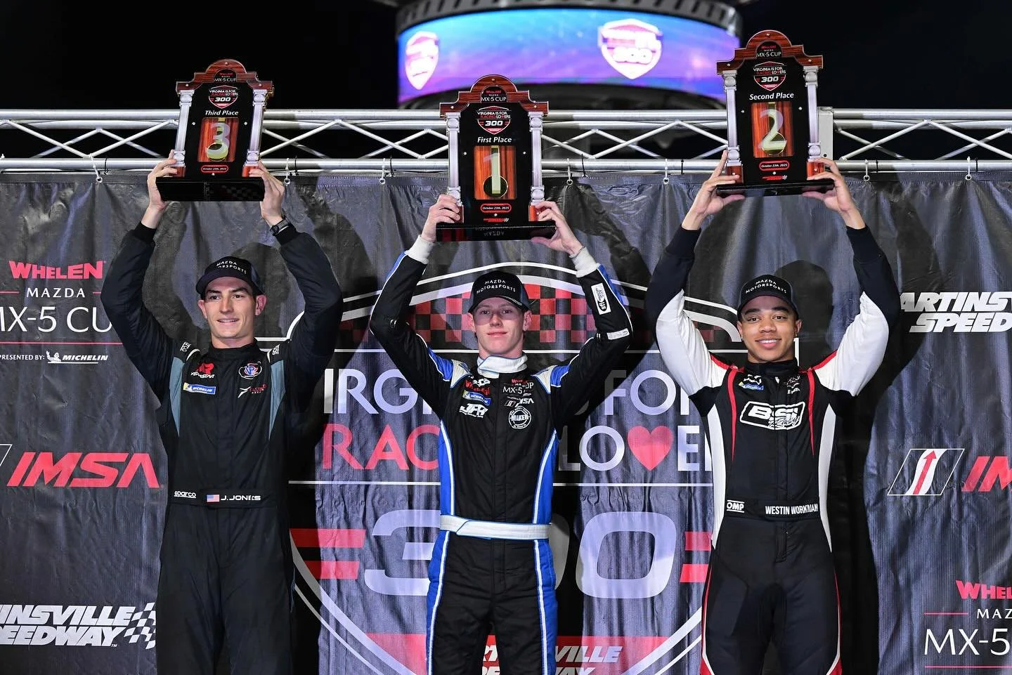 So close yet again at Martinsville! 📎 Literally 0.003 of a second close to win! But this time we took home a 2-3 with Westin Workman and Jagger Jones! 
@bsi_racing | @mazdamx5cup | @martinsvilleswy