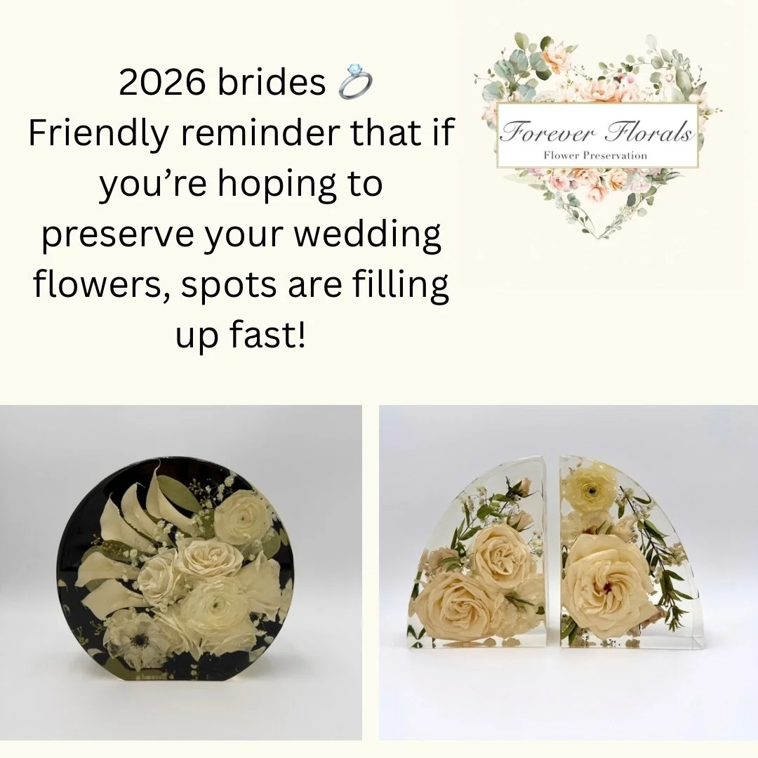 Friendly reminder to reserve a spot for your flower preservation needs🌸💍 

#flowerpreservation #wedding #bride #love #resin