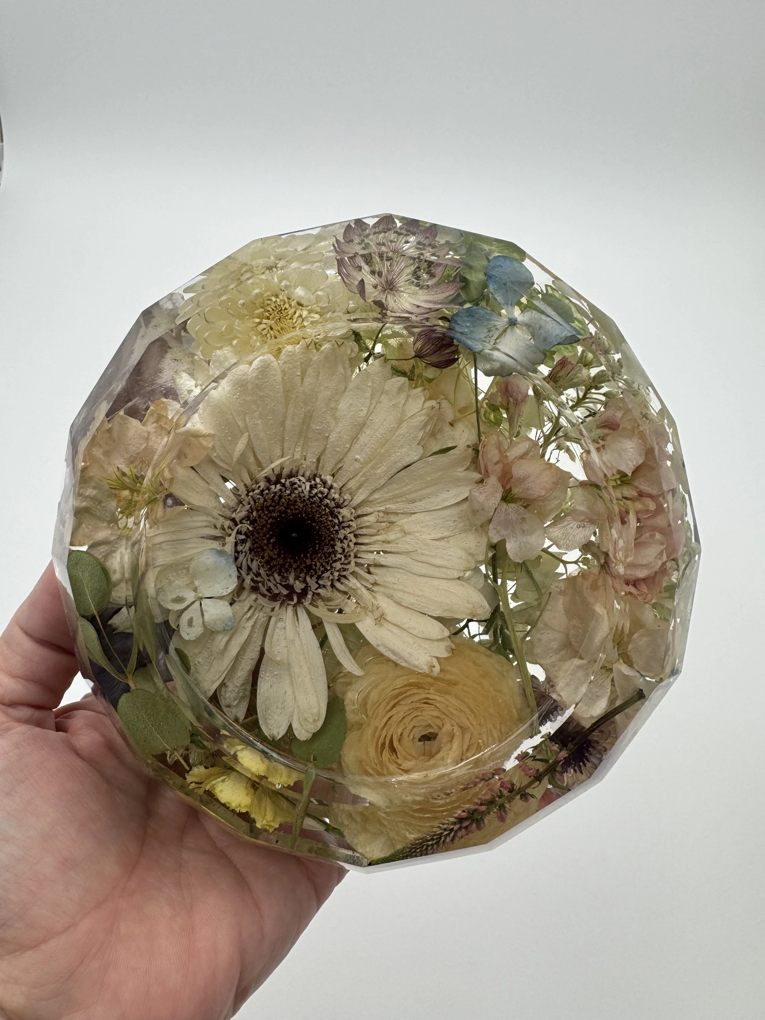 Indiana flower preservation- wedding and memorial flowers