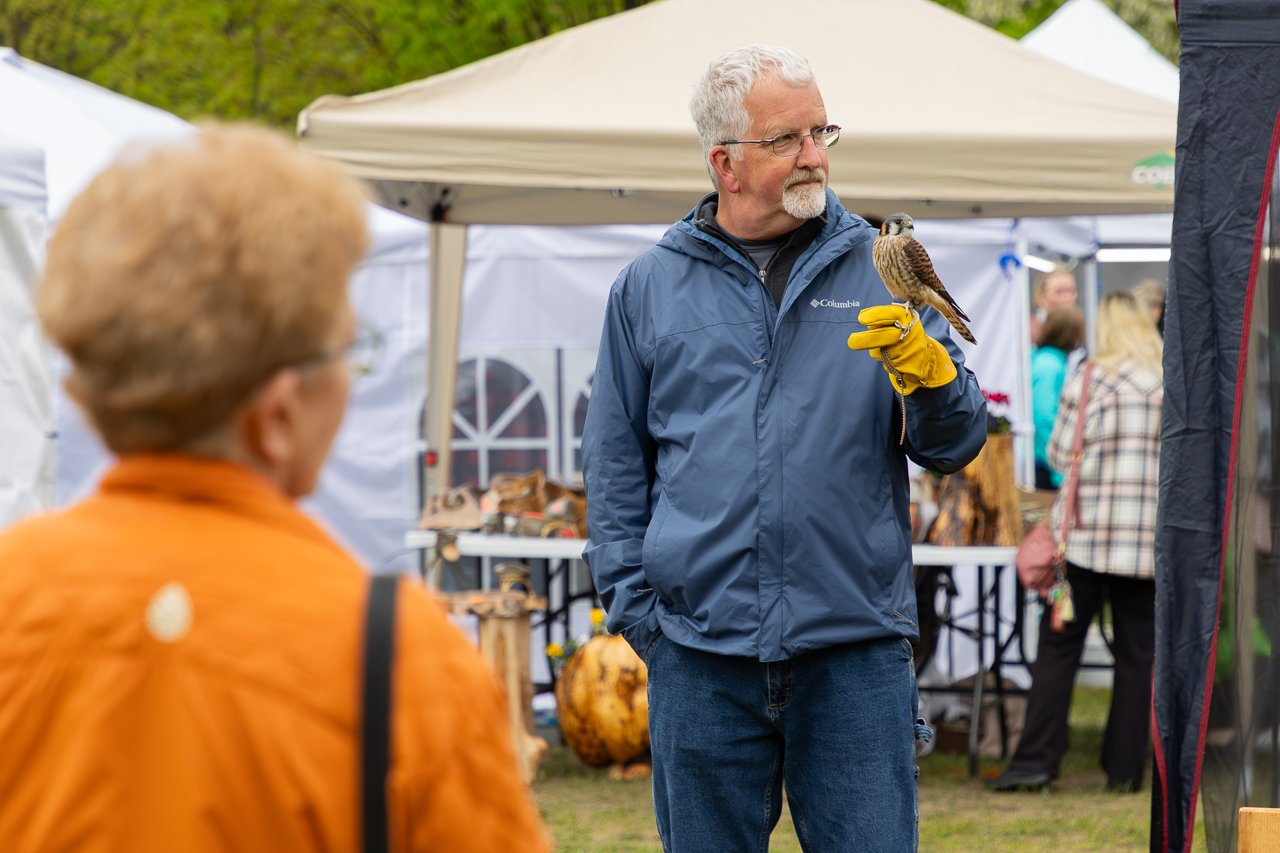 Skekemog Raptor Center 2025 Petoskey Stone Festival