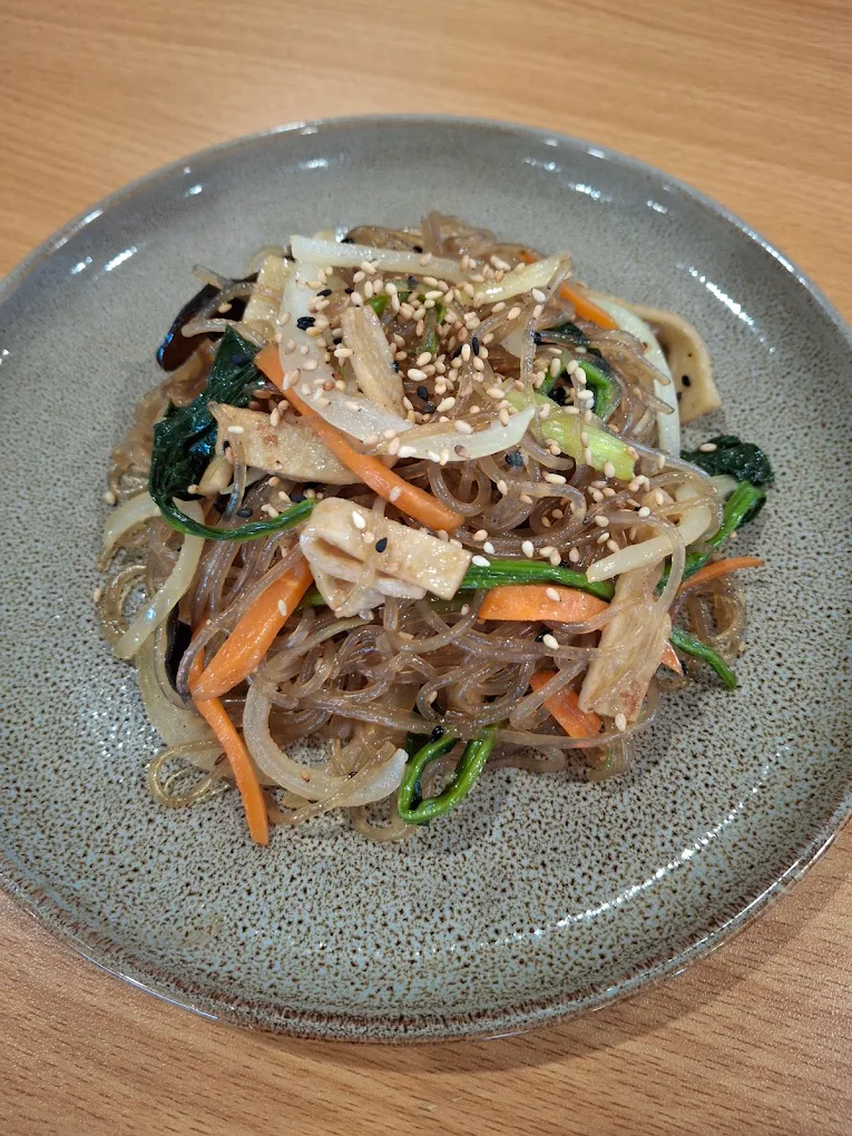 Japchae (잡채) | Stir Fried Glass Noodles