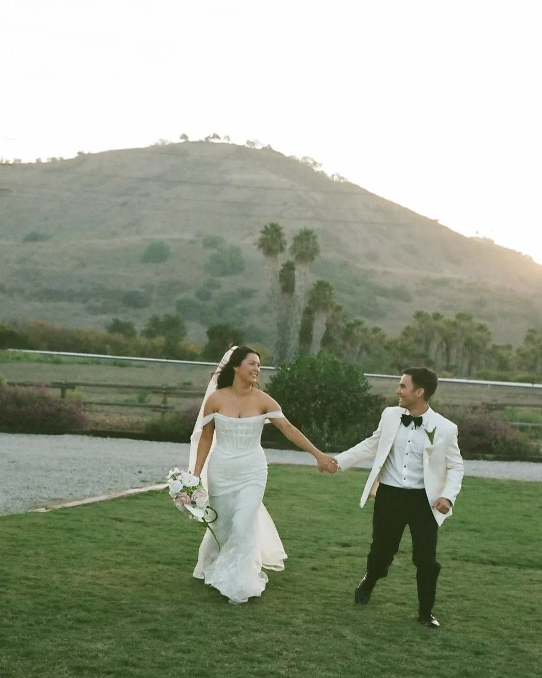 Quiet elegance, beautifully tailored. 🦢@claretatman

#CaliforniaBride #BridalInspiration #ModernBride #LuxuryWedding #WeddingInspo