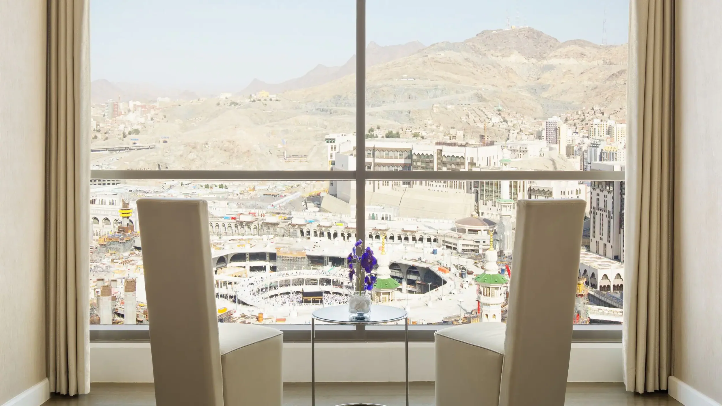 Hyatt-Regency-Makkah-P022-Royal-Suite.16x9.webp