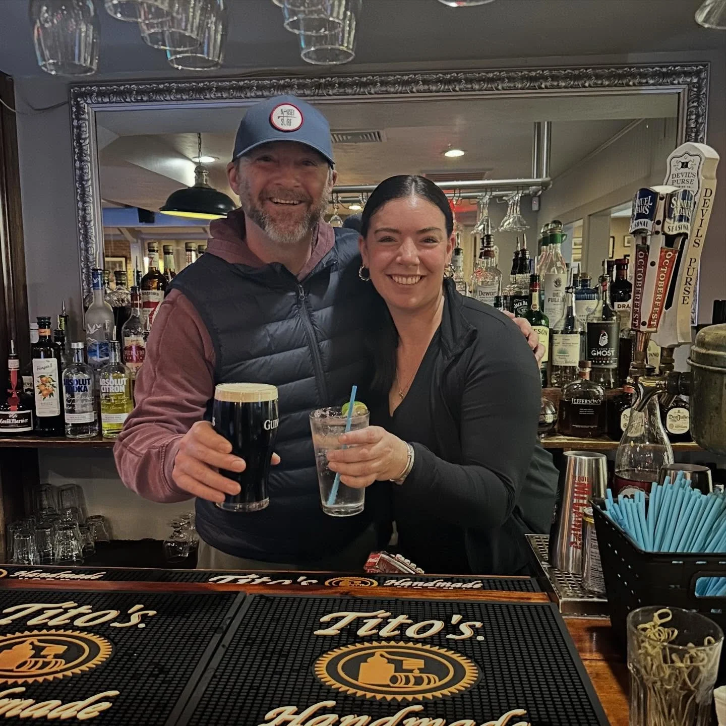 Special Lunch hours for Thanksgiving Eve!! 
Get your last minute grocery shopping done and come visit Matty &amp; Ceili!! 🍻 🦃 🍁 

Open at Noon!! 

#lanyardrestaurant 
#harwichport
#thanksgivingeve
