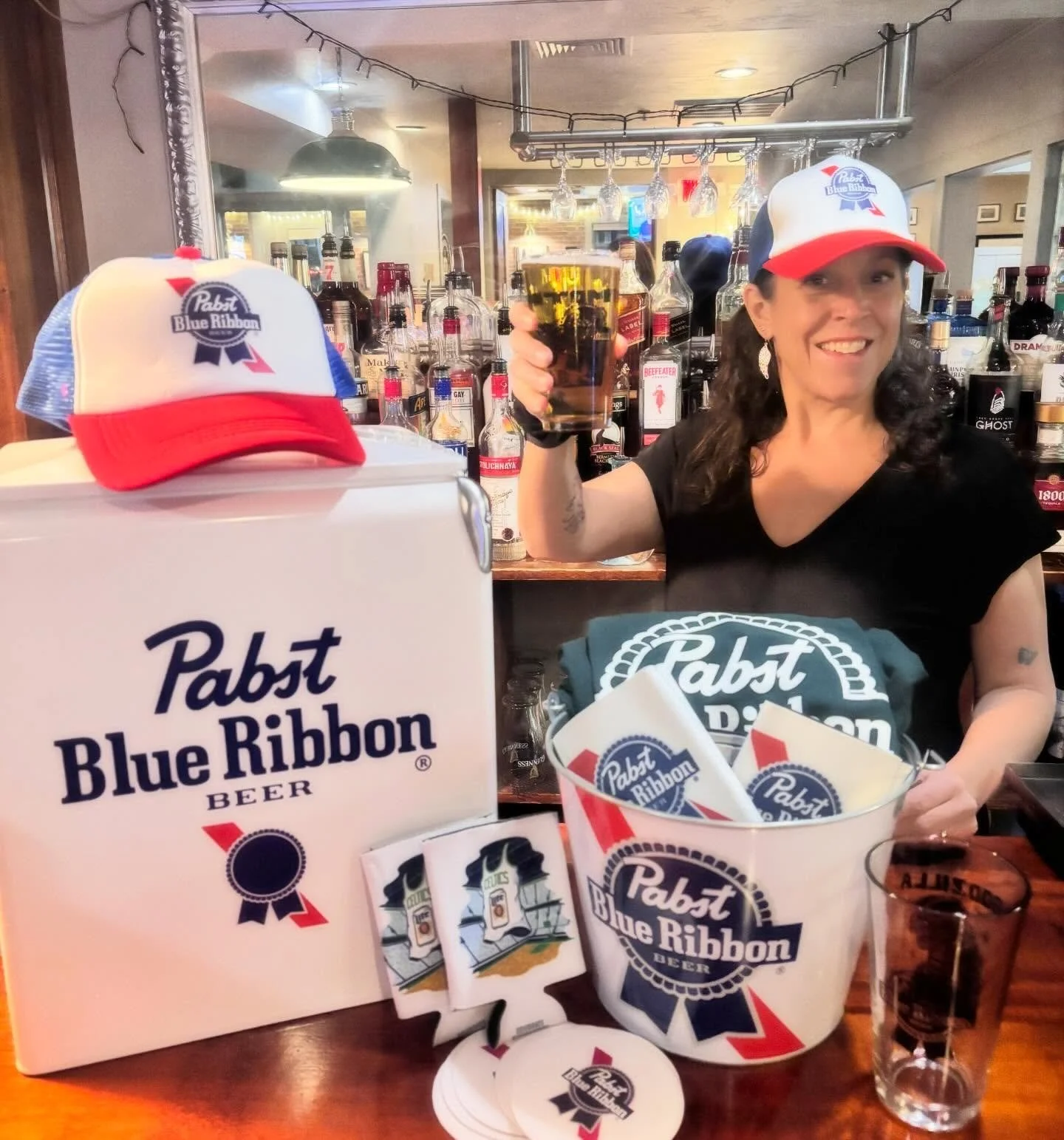 PBR Give away on Super Bowl Sunday!! 🏈🏈

Come have a $3 draft and throw your name in bucket!! 

If you&rsquo;re here at 3pm on Sunday it&rsquo;s your chance to win!! @pcwithmelb 

#superbowl2026
#pabstblueribbon 
#harwichport