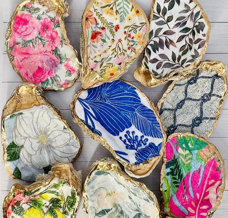 Decoupage By The Sea: Oyster Shell Workshop with Local Artist Ann Forget

Join local artist Ann Forget for a creative coastal experience! With over 20 years of teaching experience and degrees from Massachusetts College of Art and the University of Ne
