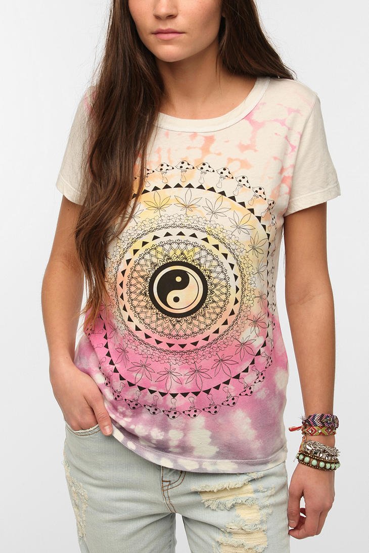 T SHIRT GRAPHIC FOR TRULY MADLY DEEPLY LABEL URBAN OUTFITTERS UK & US
