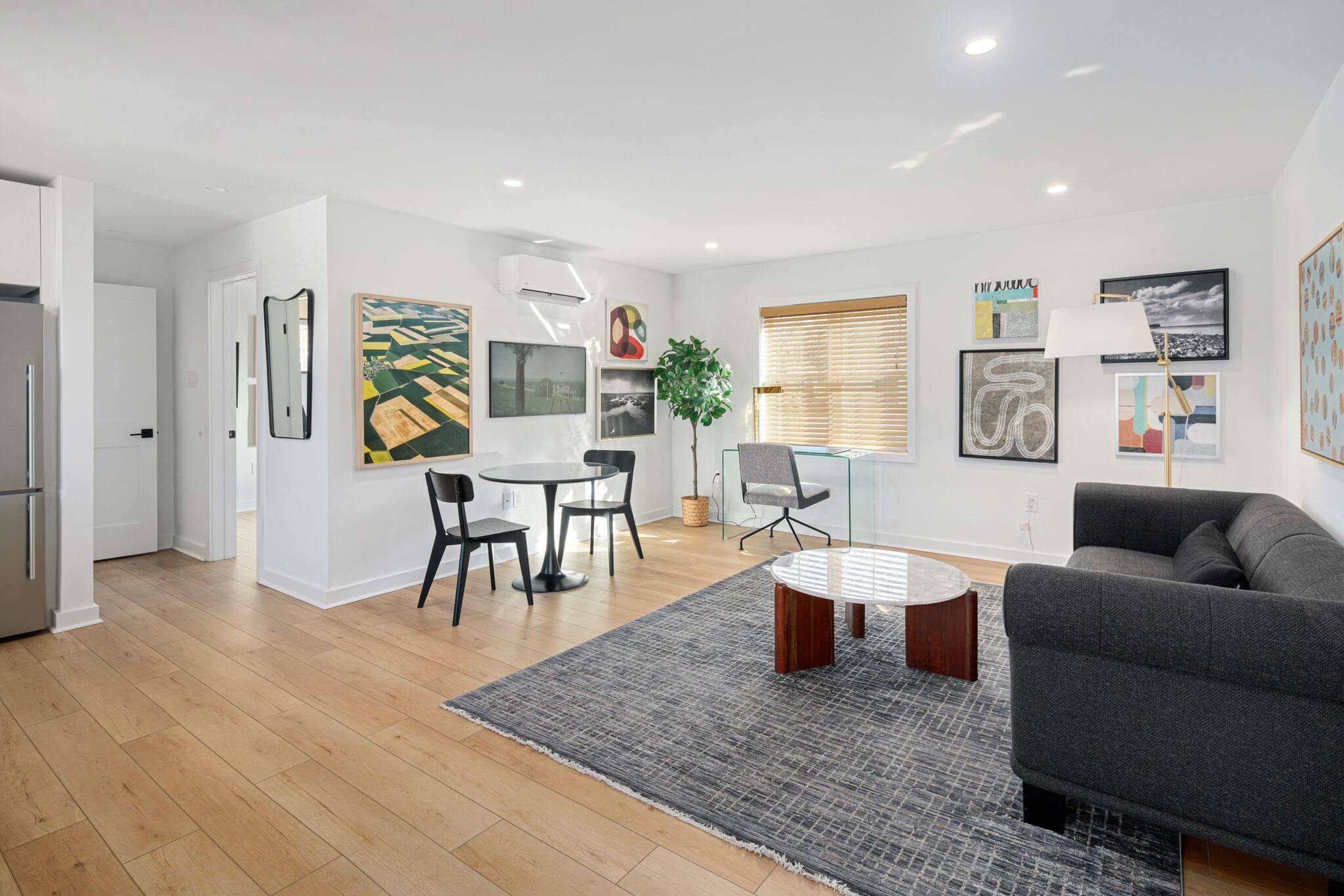 C_UnitA3_LivingRoom_01.jpeg