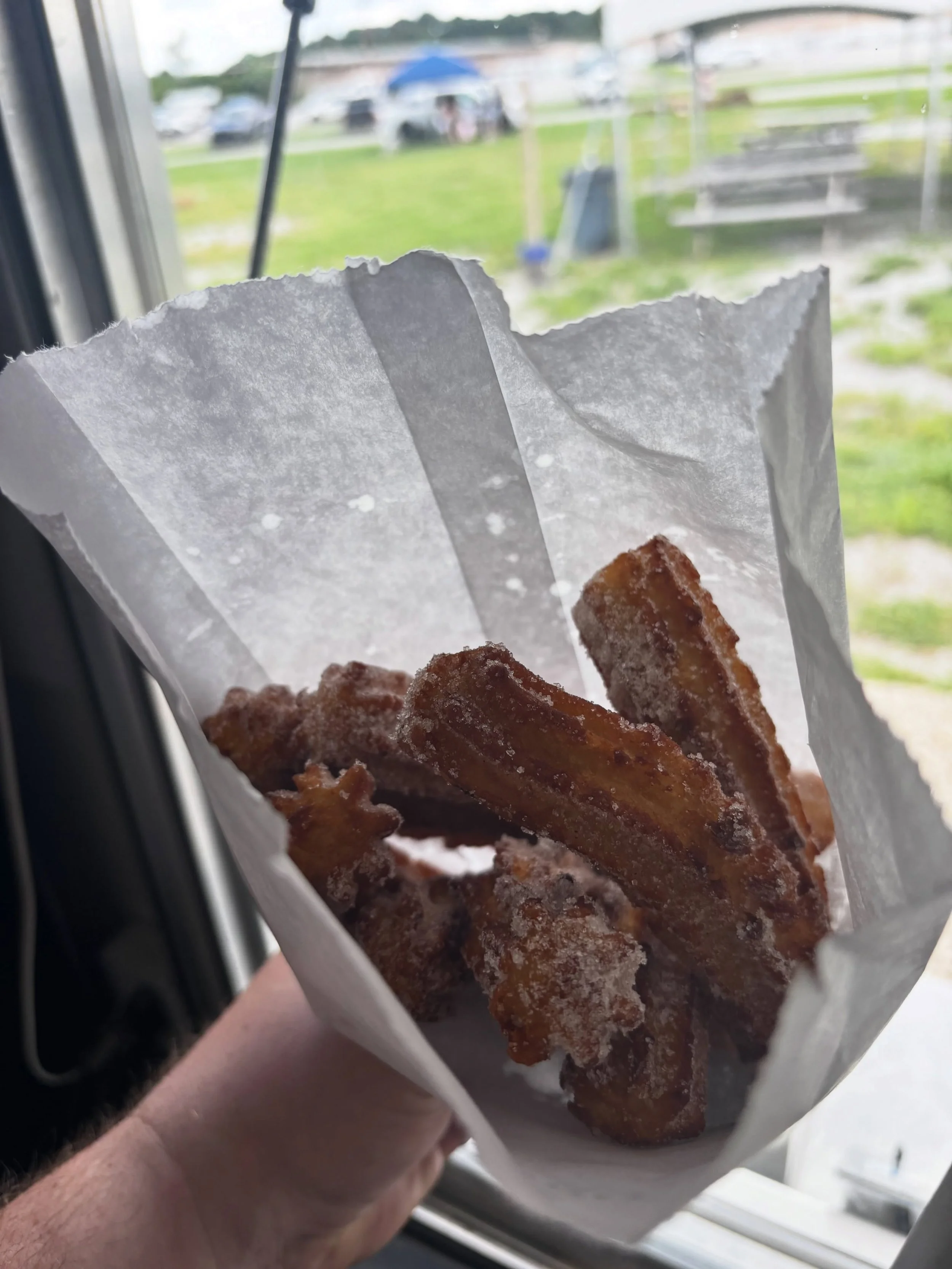 Our friends at El Churr-Oh! hooked us up today, and let&rsquo;s just say the trailer smells like heaven right now 😋

Appreciate y&rsquo;all! ☕️🤝
@el.churr_oh 
@themarketat109

#NashbrewCoffee #ElChurrOh #CoffeeAndChurros #LebanonTN #GoodDrinksBette