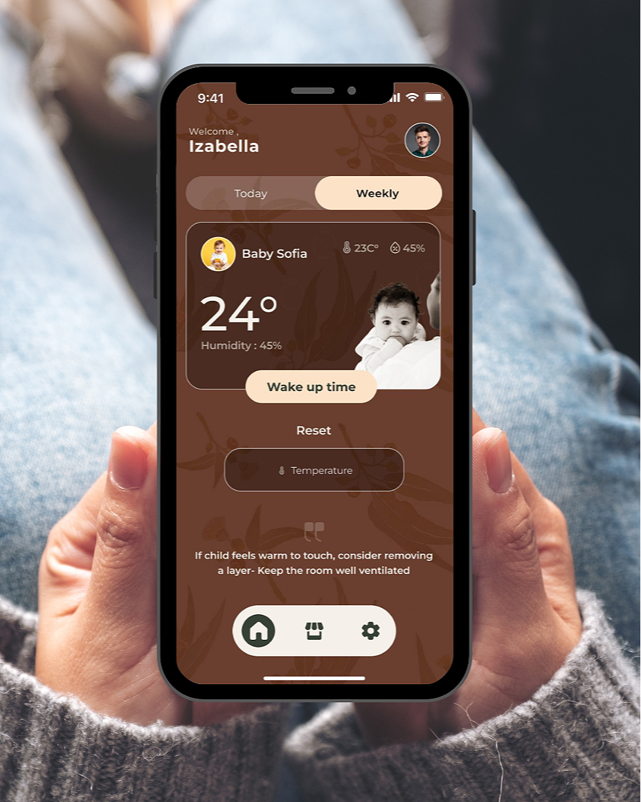 Safe Sacs phone alert in real time to help parents track their babys sleeping temperature and humidity