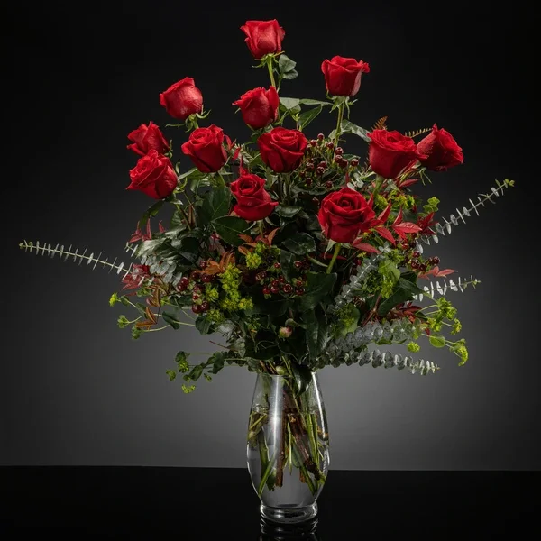 studio-photography-floral-arrangements-on-600nw-1628850424.webp