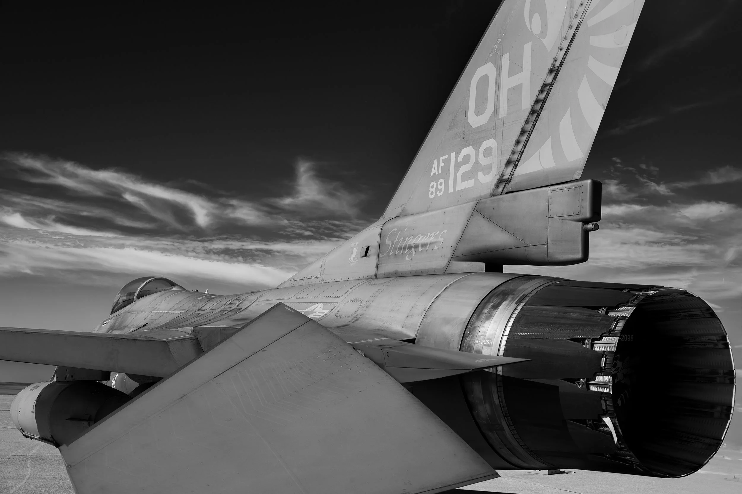 F16-Fighting-Falcon.jpg