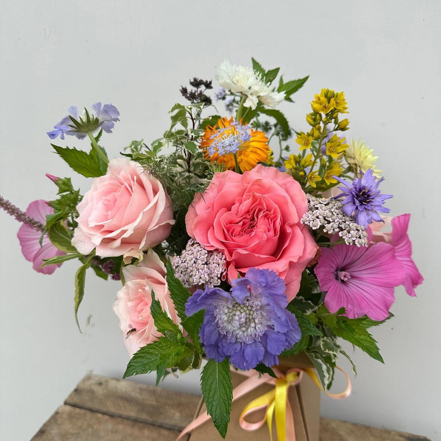 I secretly love stepping away from traditional wedding flowers. Experimenting with unusual colour palettes and especially British-grown flowers always throws up the most exciting combinations and something truly unique! While I do love the more tradi