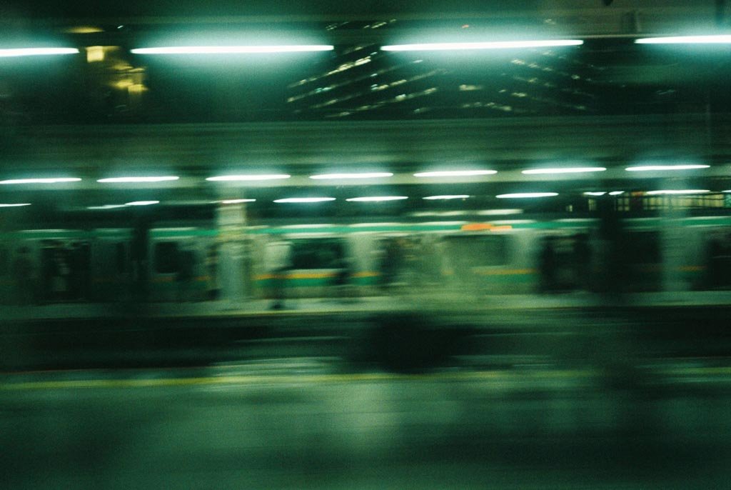 poster-ubahn-station-tokio-neon.jpg