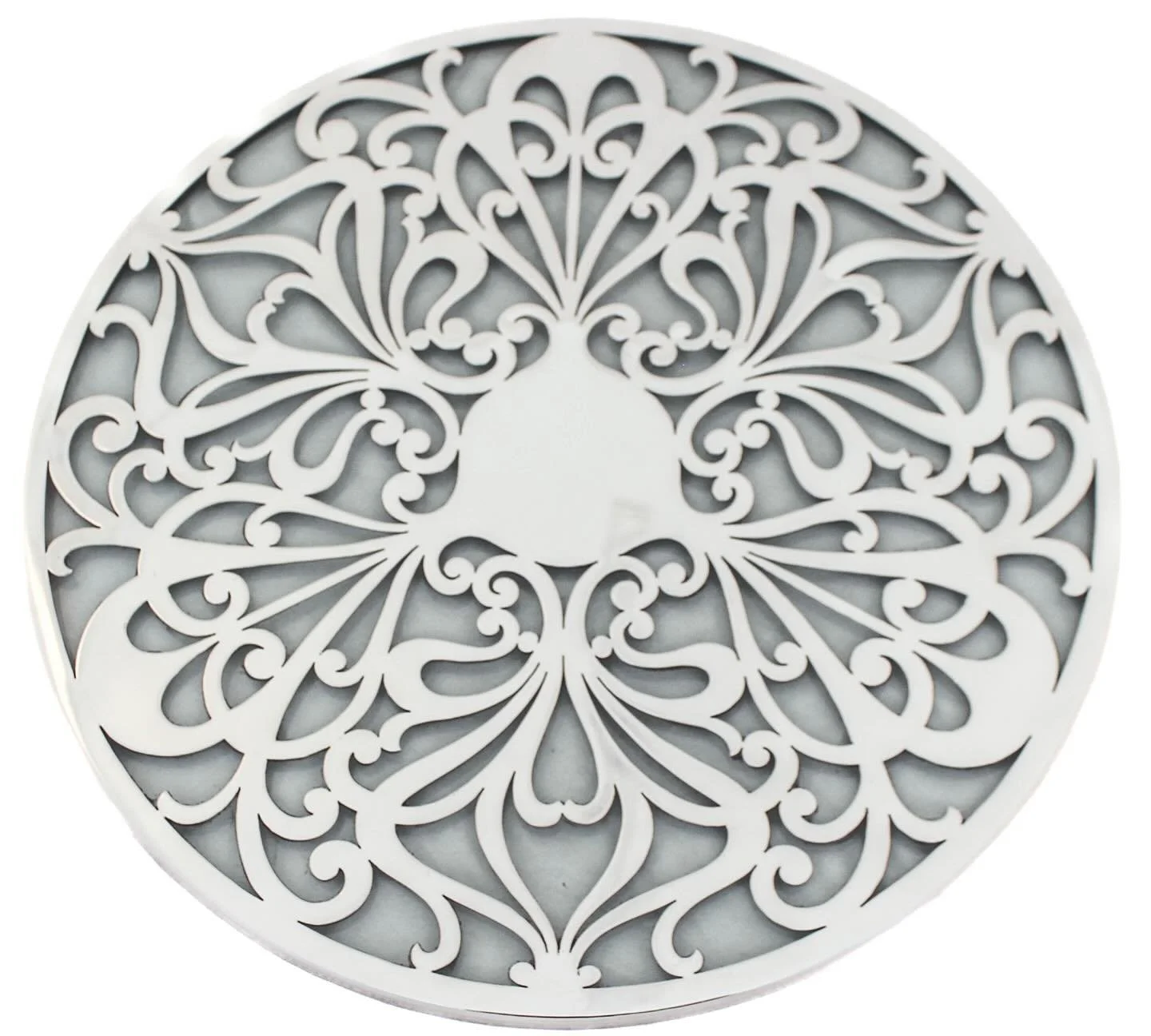Pure Tiffany elegance in sterling form. ✨
This exceptional 12-inch pierced sterling silver trivet by Tiffany &amp; Co. features a breathtaking openwork scroll design&mdash;ornate yet perfectly balanced, decorative yet entirely functional. The intrica