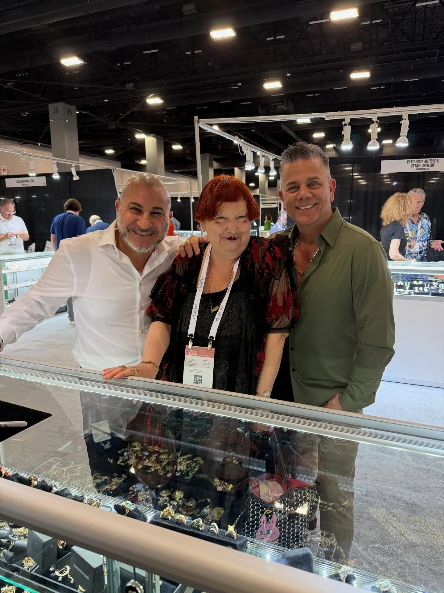 Miami Beach did not disappoint.

Between strong coffee, stronger prices, and a few &ldquo;walk-away&rdquo; moments that still sting a little&hellip; the week delivered.
A highlight&mdash;running into the iconic Lynn Yaeger (fashion knows, and she kno