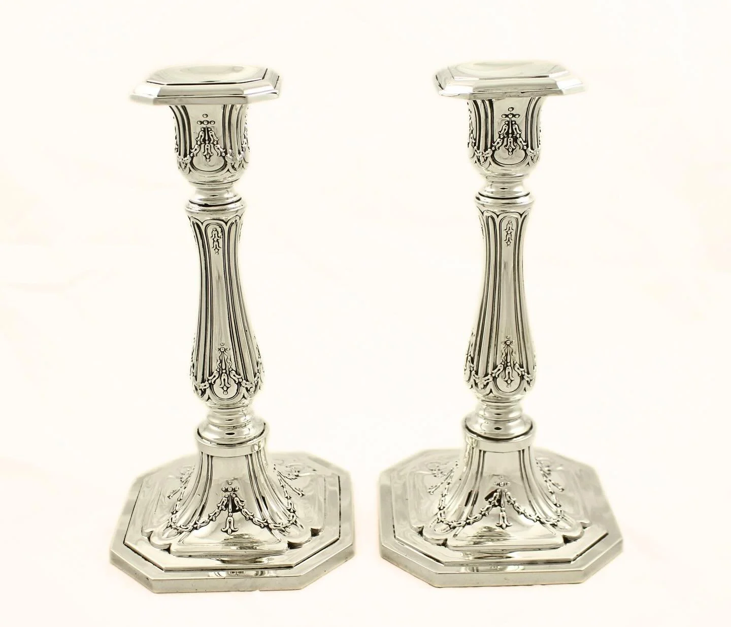 Candle lighting today is at 7:27&hellip;Shabbat Shalom! 
Elegance cast in sterling silver. This refined pair of candlesticks features graceful lines, crisp octagonal bases, and delicate period detailing&mdash;timeless pieces that bring warmth and sop