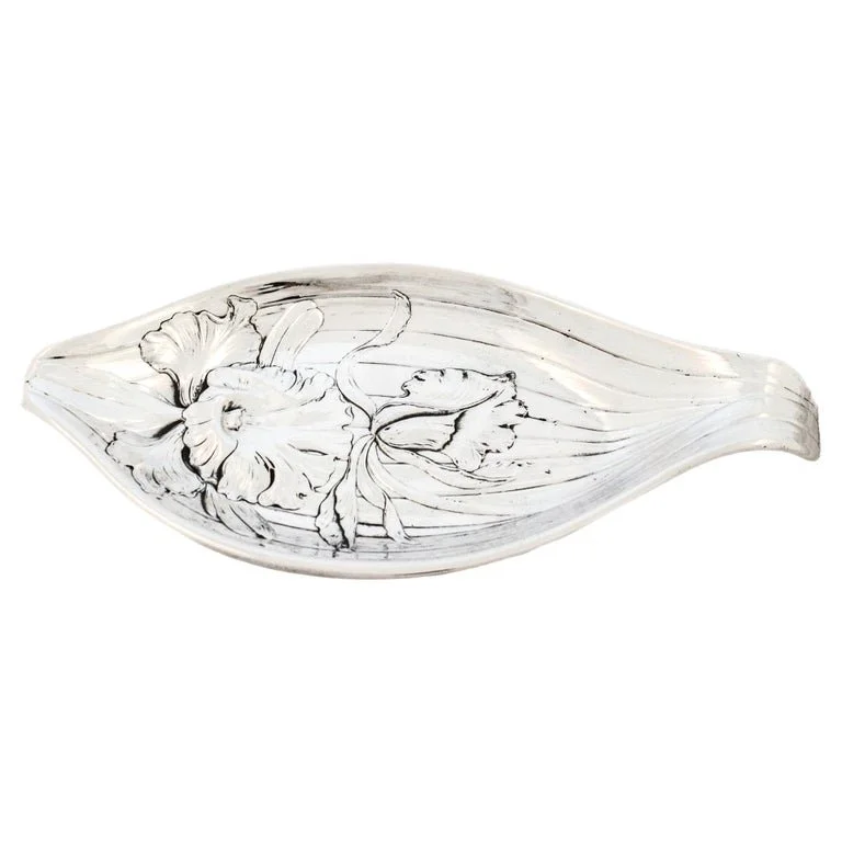 Wallace Silversmiths Sterling Silver Art Nouveau Oval Dish