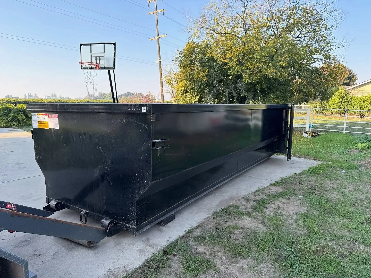 Another week long rental is out! We have a 15 yard bin left for this weekend! Message or call us today to get it before we are sold out!