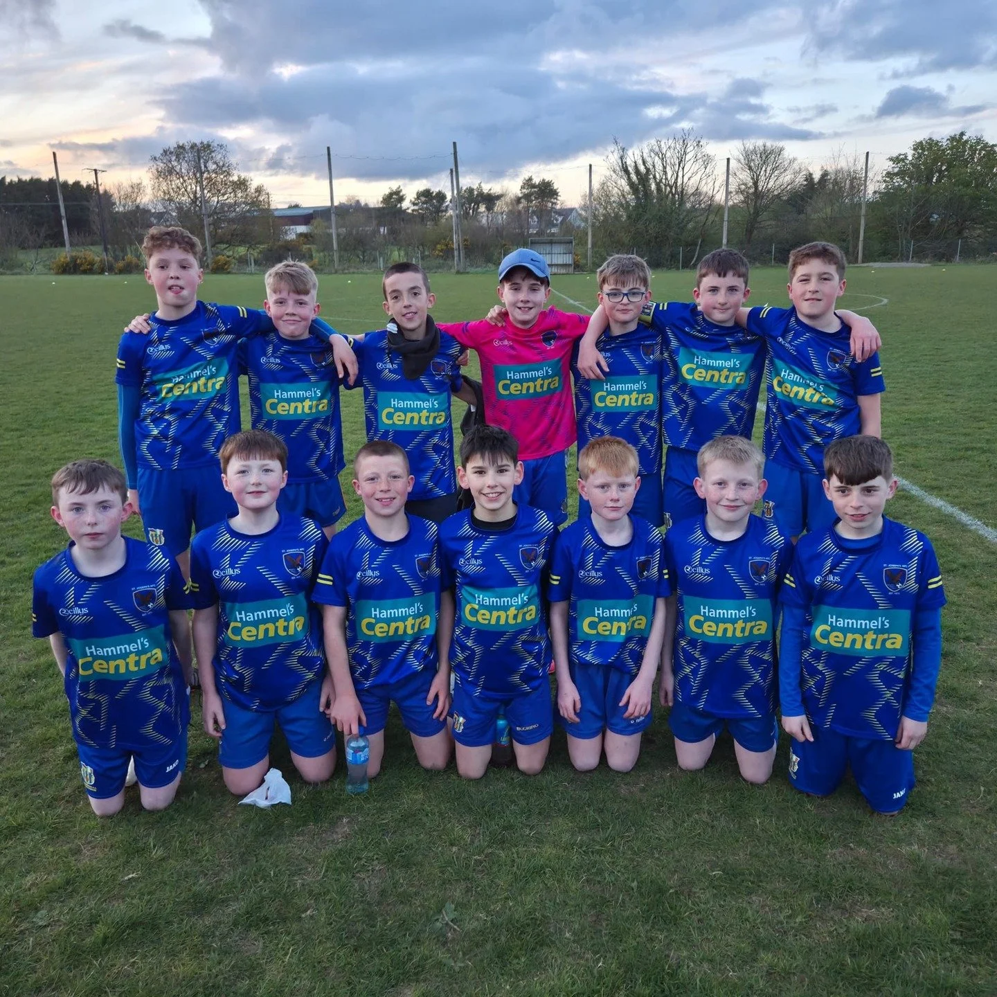 🔵🟡 U12A - CHAMPIONS &ndash; Div 3A 🏆

Our U12A team welcomed Rosslare Rangers in a top-of-the-table clash, with the league on the line&mdash;and it certainly lived up to expectations!

We started brightly, creating several chances through some fan