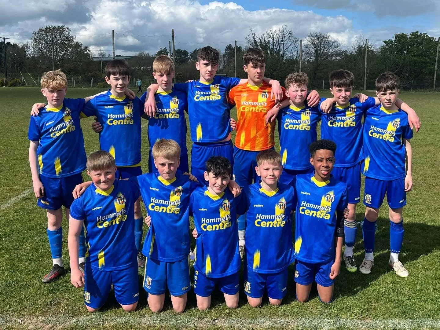 🔵🟡 U14 Boys Match Result

Our U14 boys team played against a very good Curracloe team yesterday evening. Unfortunately our boys came out 2nd best on a 2 - 1 scoreline. The lads were 2 nil down with 6 minutes and pulled a goal through Lucas Hayes bu