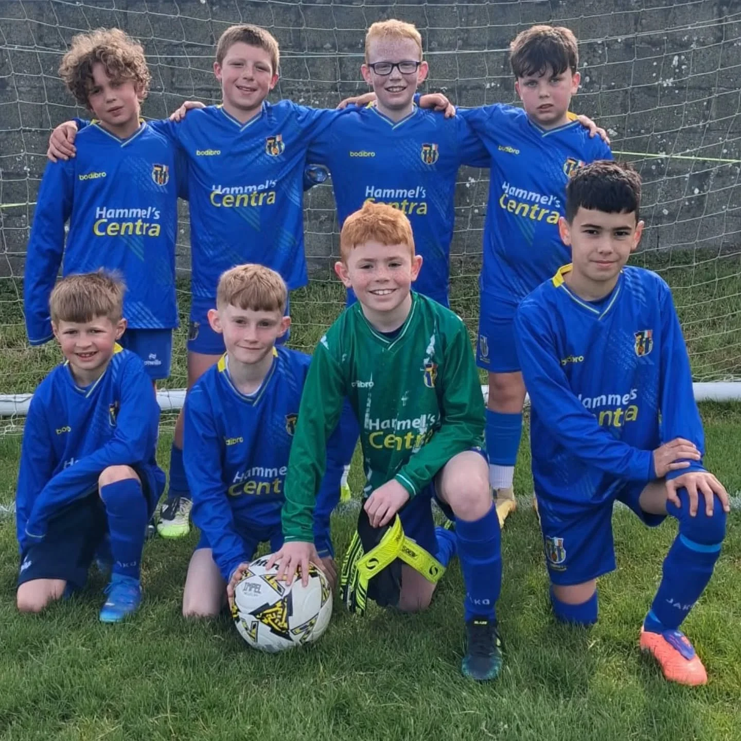 🔵🟡 U10 Boys Match Result 

The U10s are doing very well in the Mini World Cup. They have 1 game remaining against Rosslare Rangers where a win will put them through as group winners.

The boys have played Crossabeg , All Blacks and Glynn Barntown C
